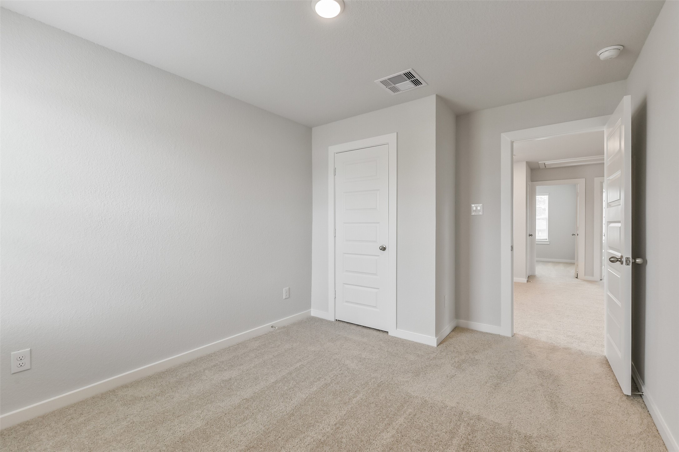 10942 Independence Road Property Photo 38