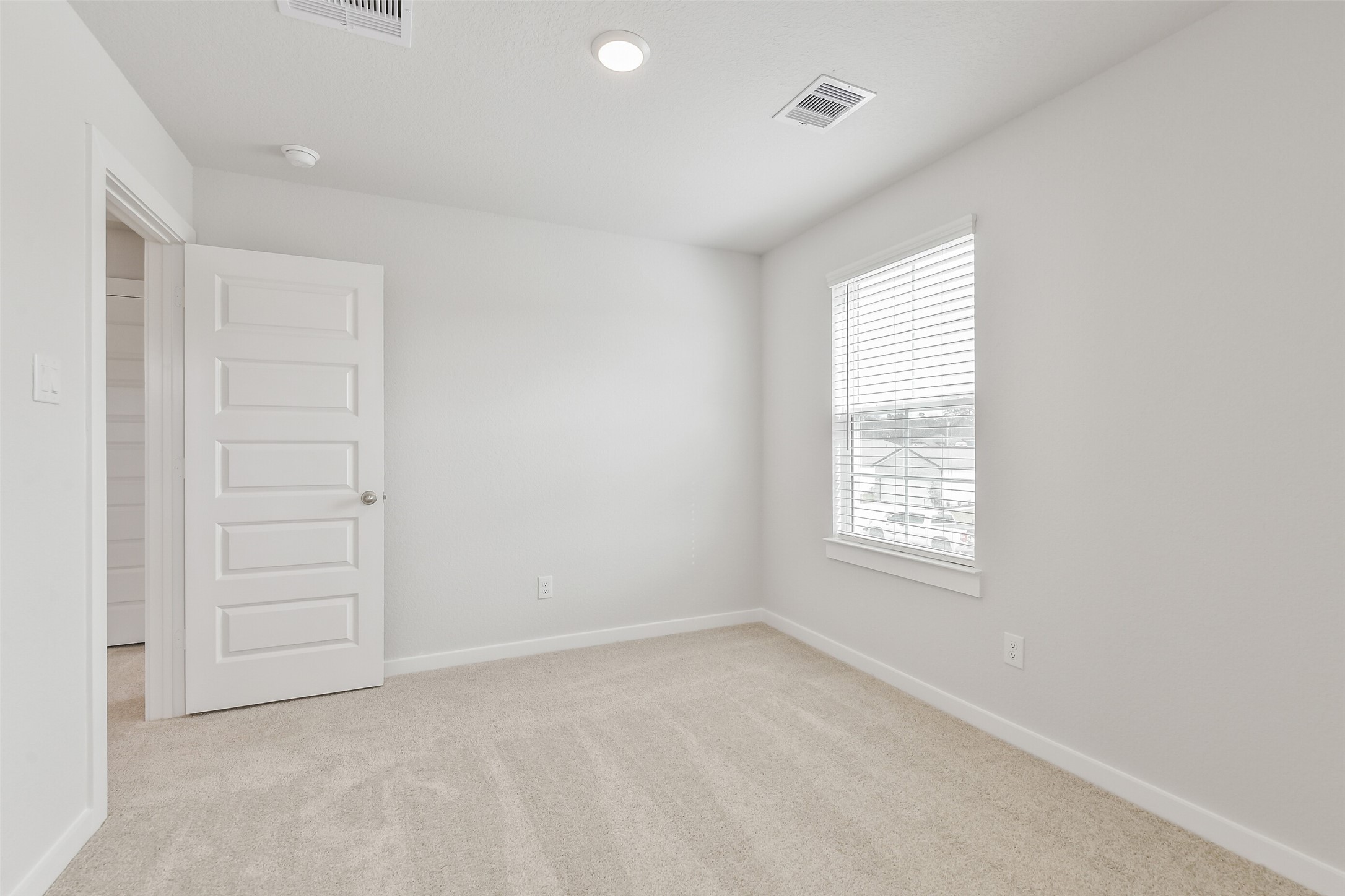 10942 Independence Road Property Photo 43
