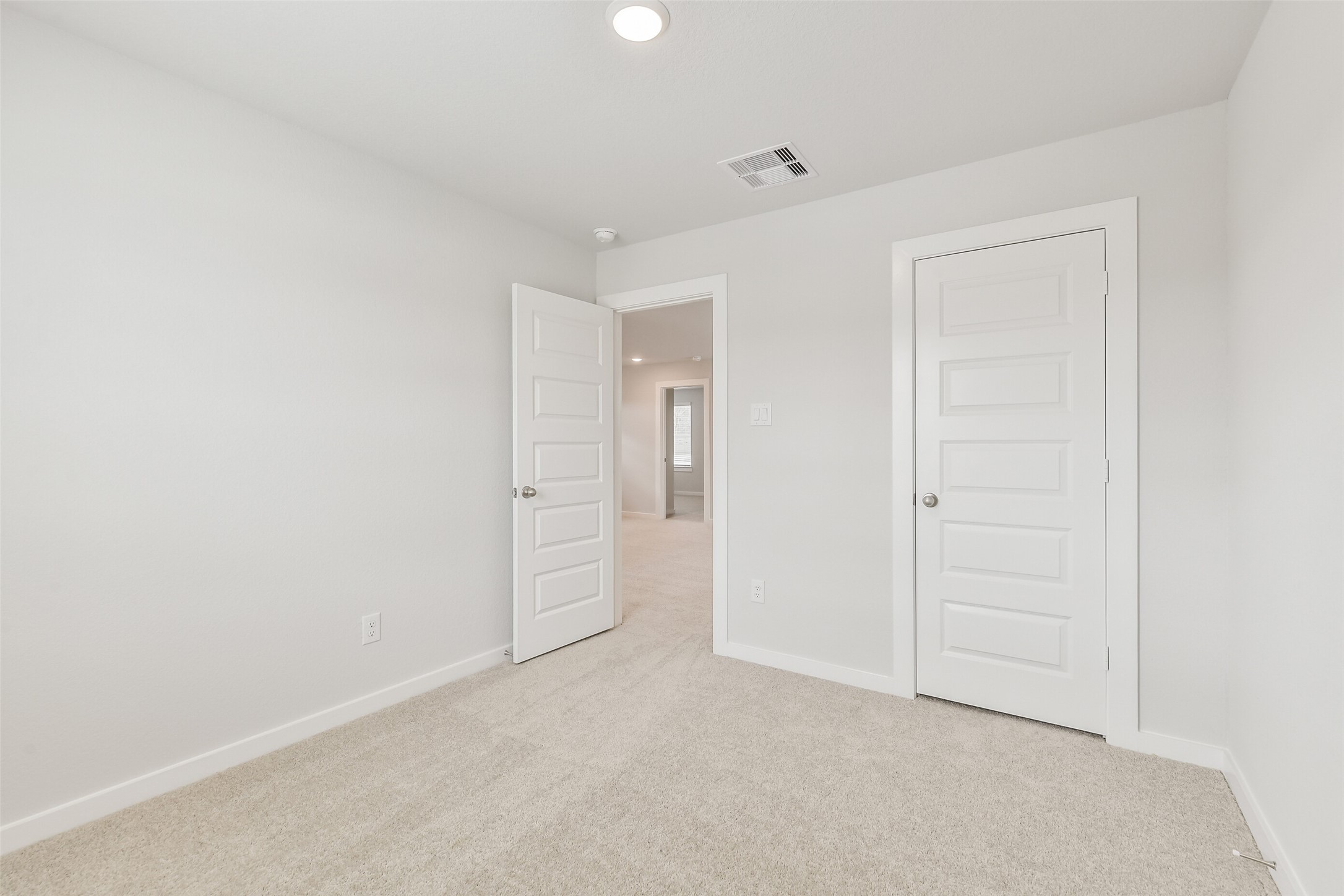 10942 Independence Road Property Photo 45