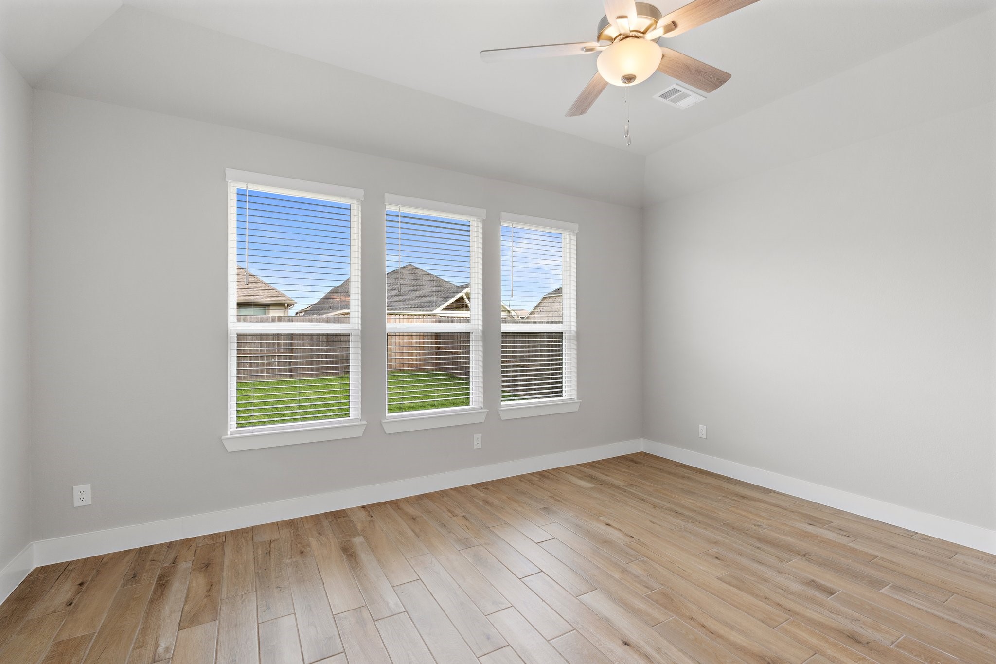 10719 River Walk Drive Property Photo 13