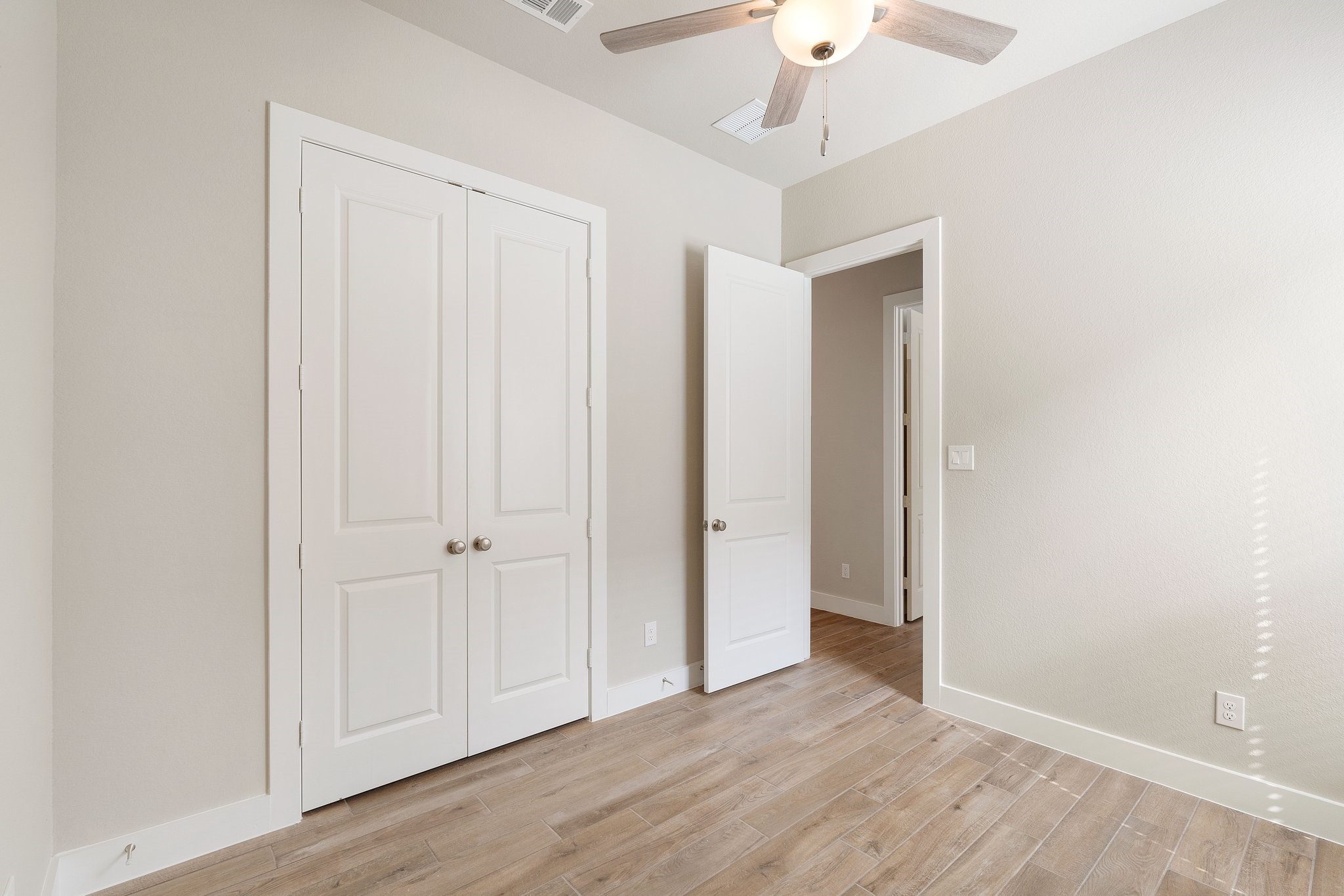 10719 River Walk Drive Property Photo 26
