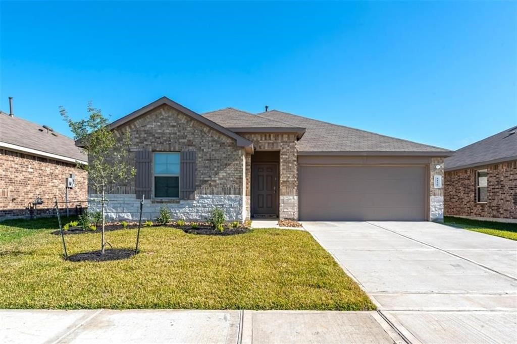 5126 Moravia Lane Property Photo 1