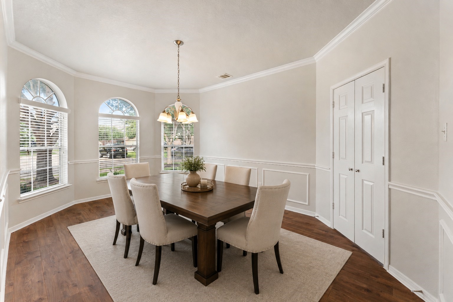 21915 Sunvolt Court Property Photo 6