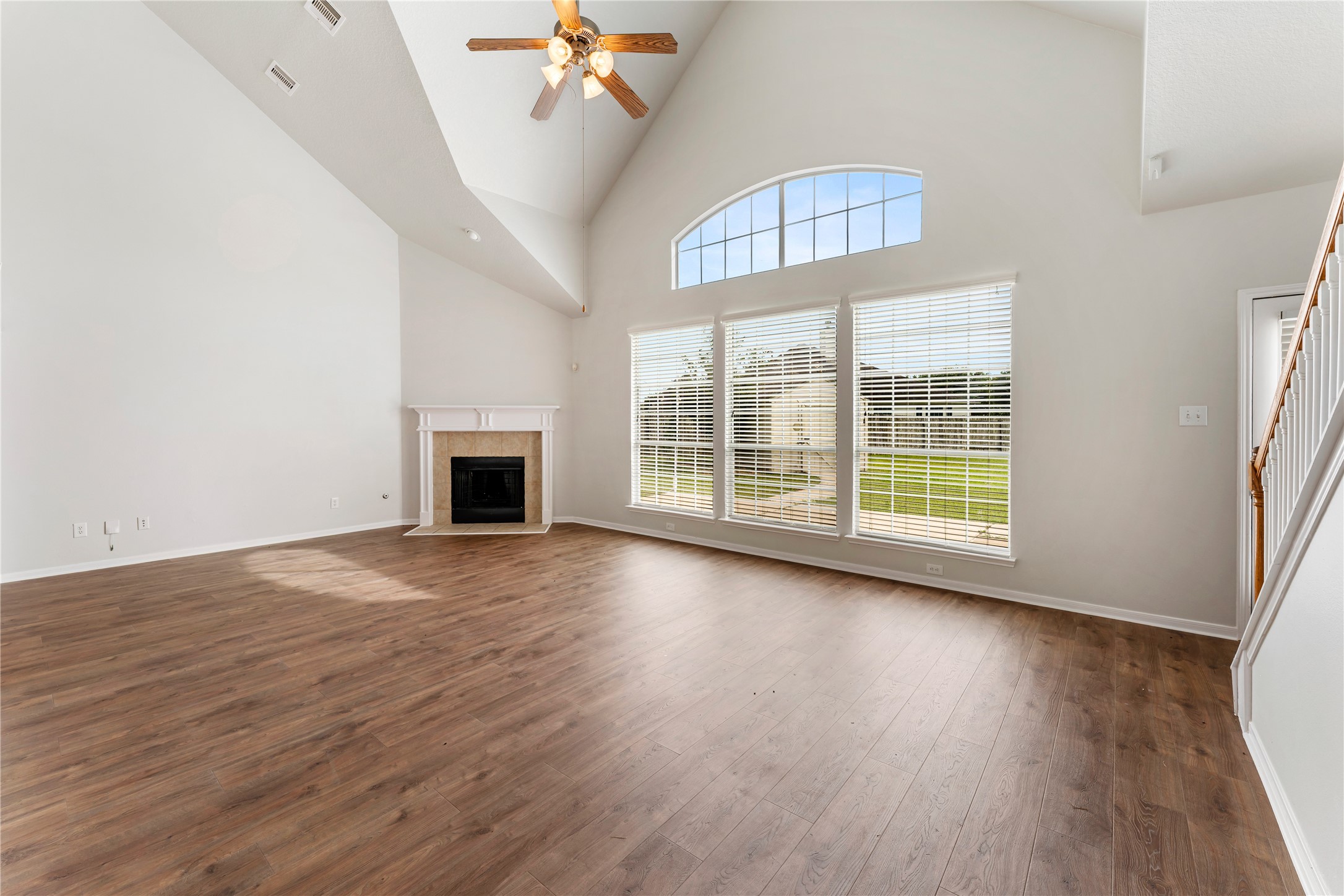 21915 Sunvolt Court Property Photo 11