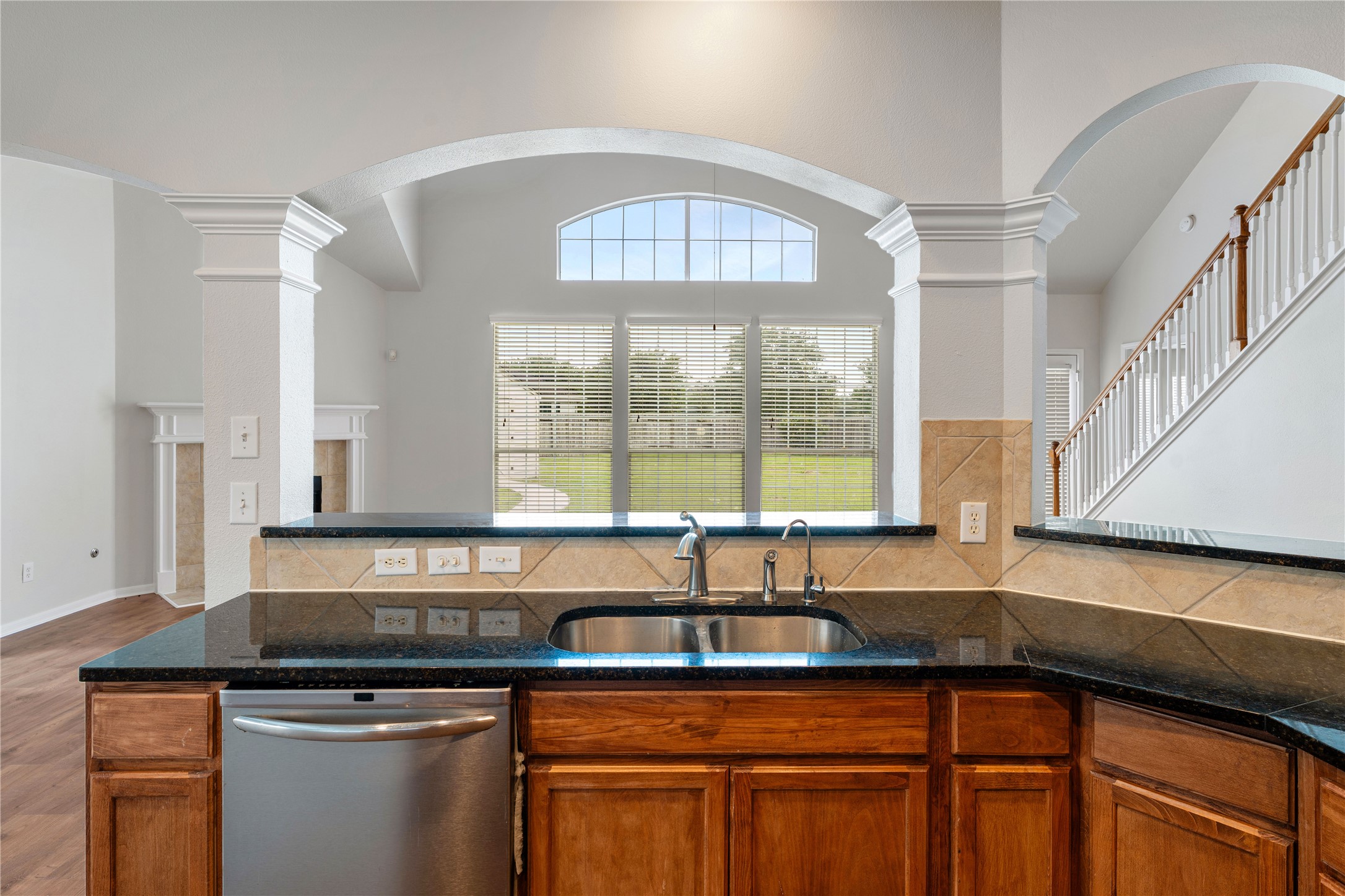 21915 Sunvolt Court Property Photo 23