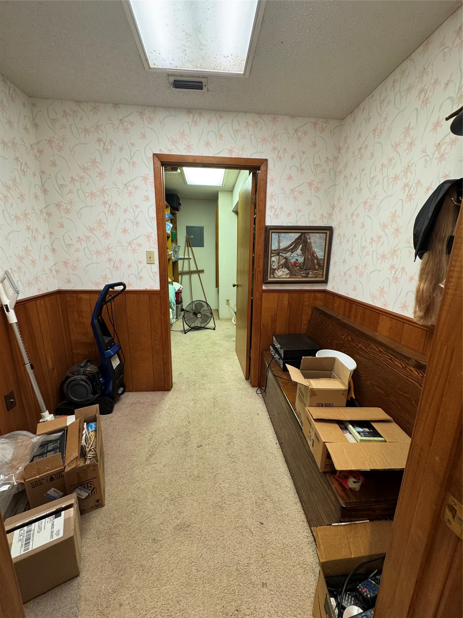 212 E Elizabeth Avenue Property Photo 7