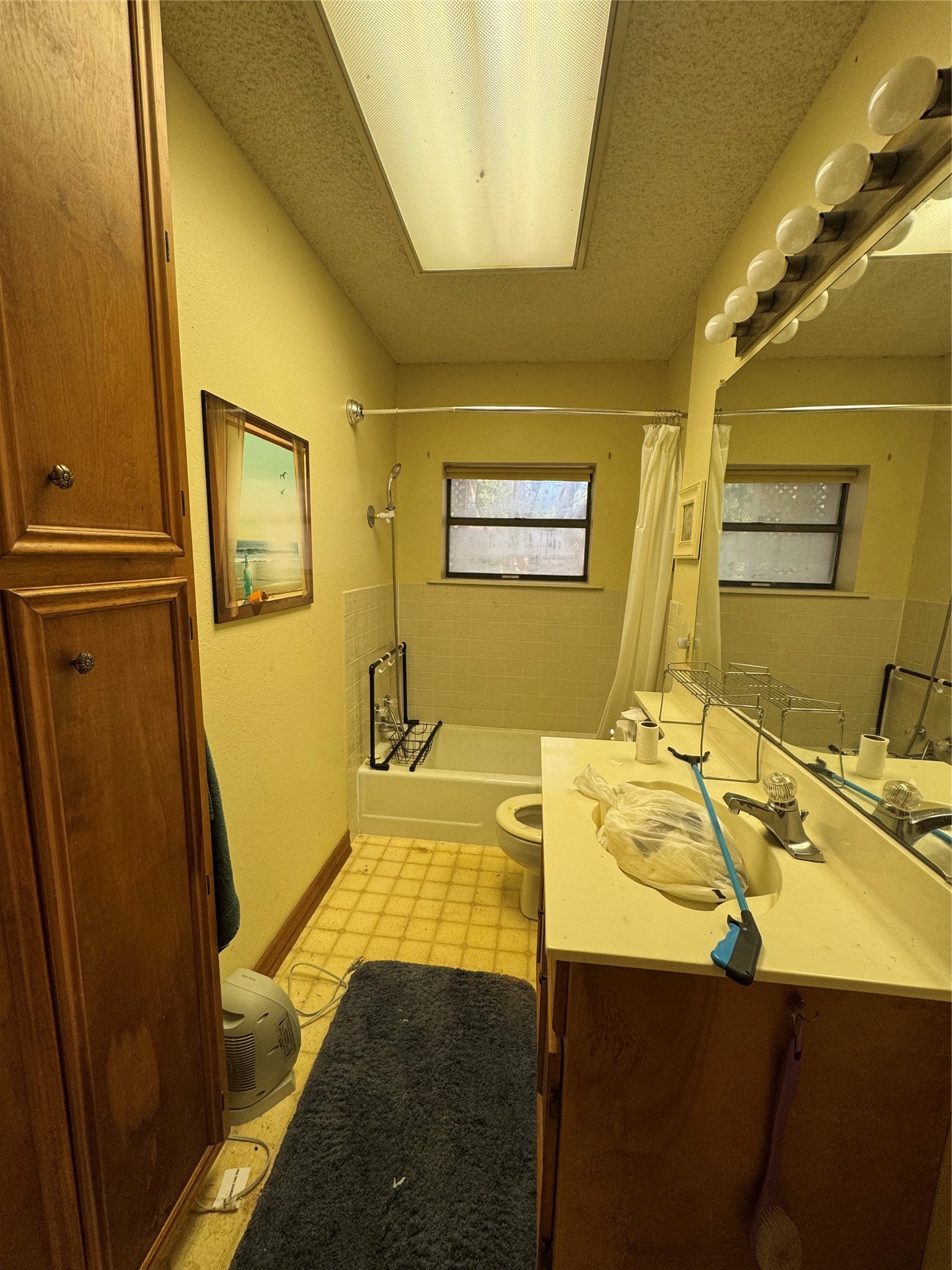 212 E Elizabeth Avenue Property Photo 20