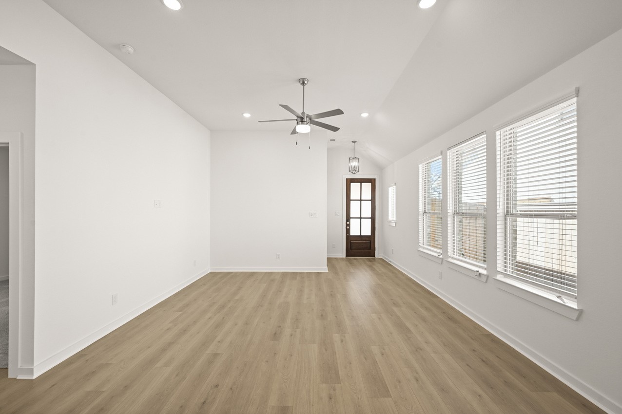 26409 East Skylight Brook Circle Property Photo 4