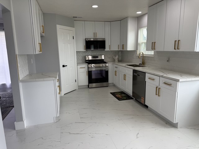 3419 Southdown Drive Property Photo 14