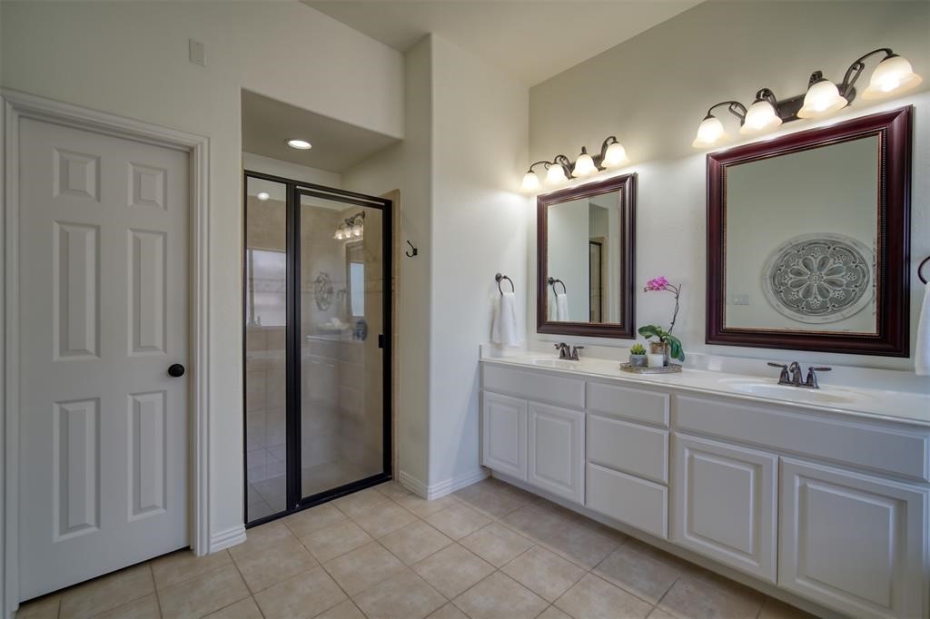 203 N Vershire Circle Property Photo 9