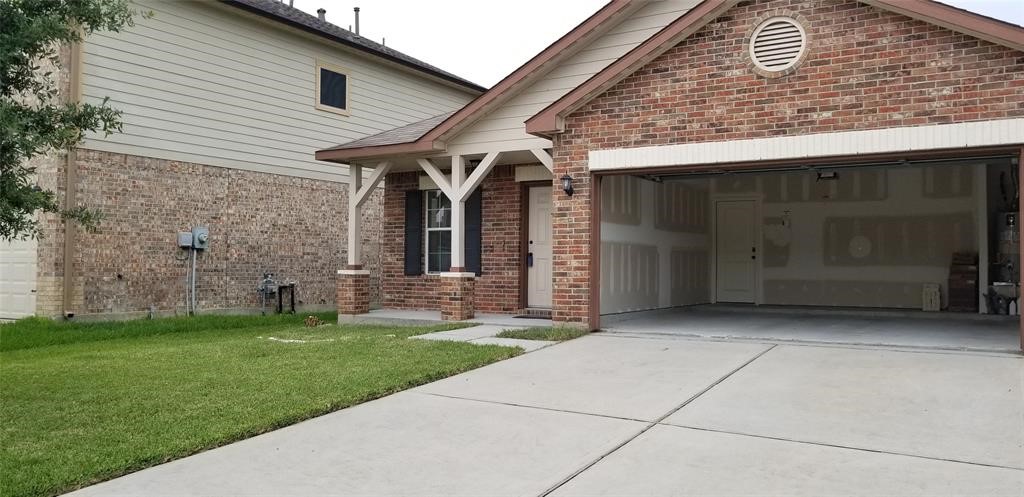 2039 Beacon Chase Ct Property Photo 3