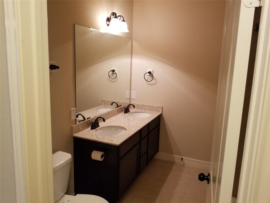 2039 Beacon Chase Ct Property Photo 21