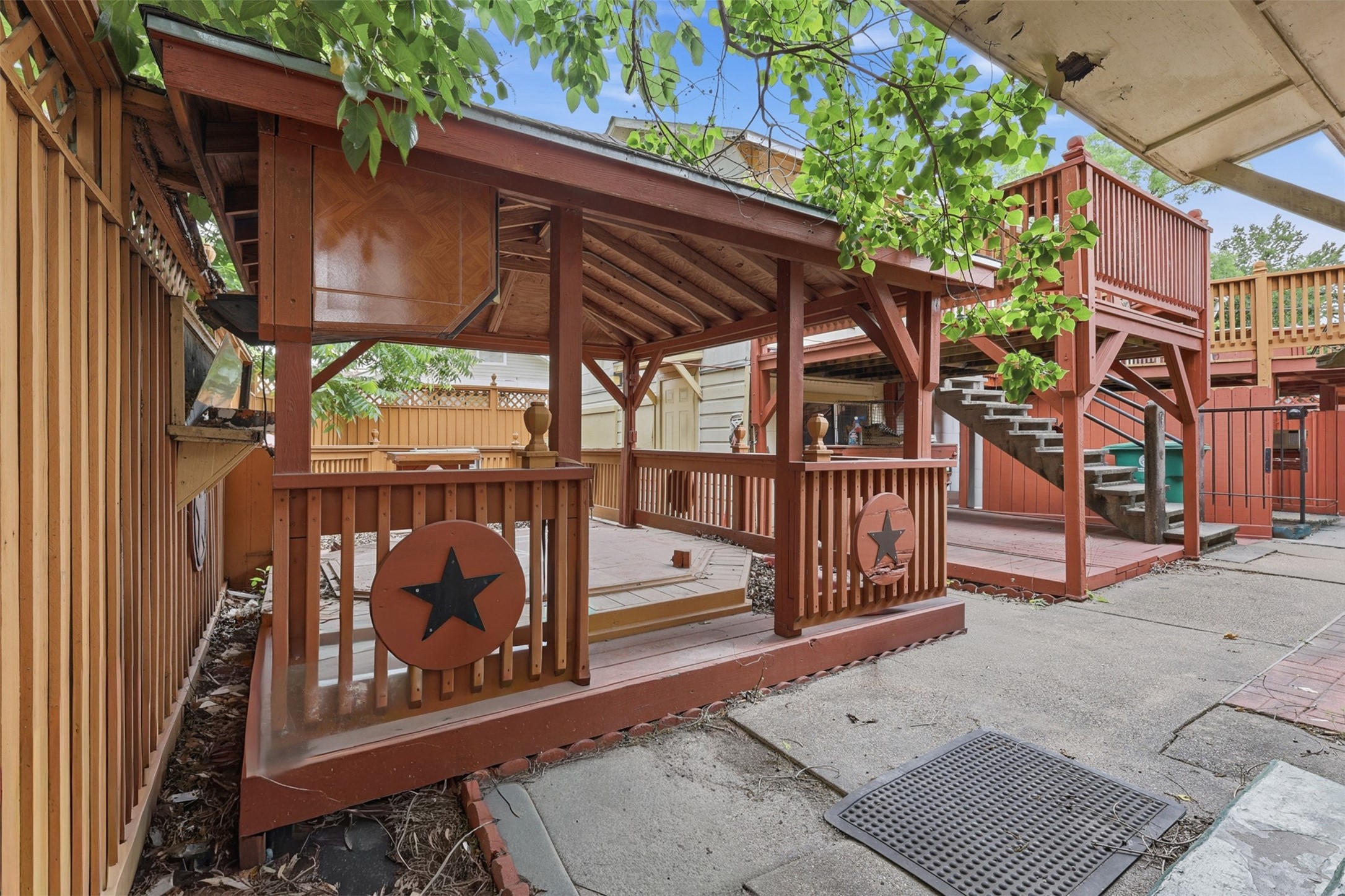 516 Everton Street Property Photo 11