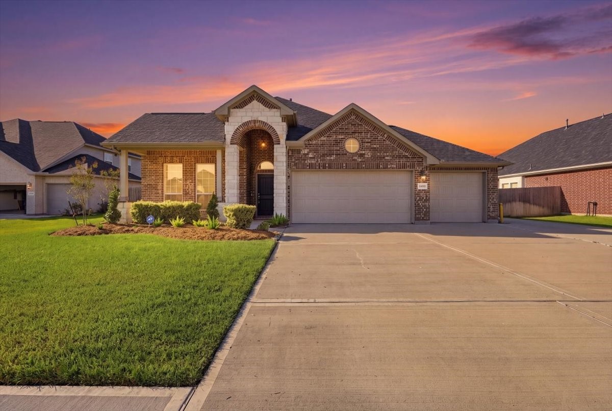 12031 Champions Forest Drive Property Photo 1