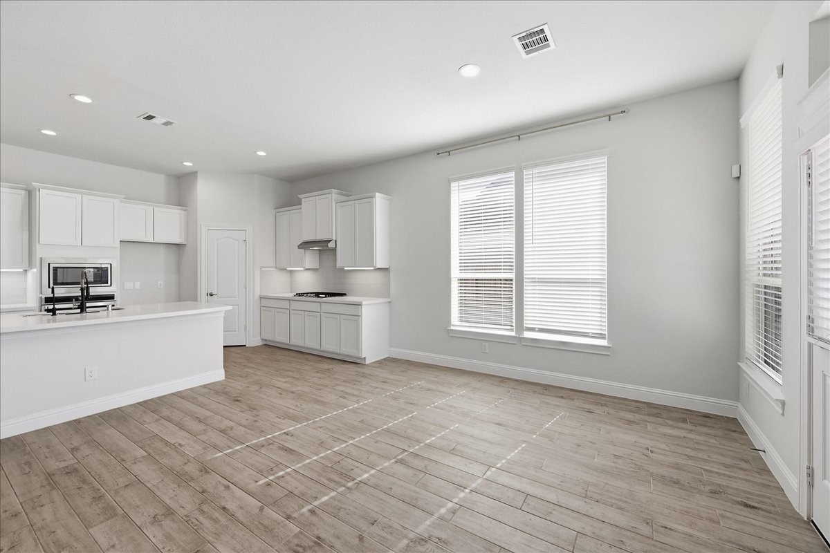 12031 Champions Forest Drive Property Photo 14