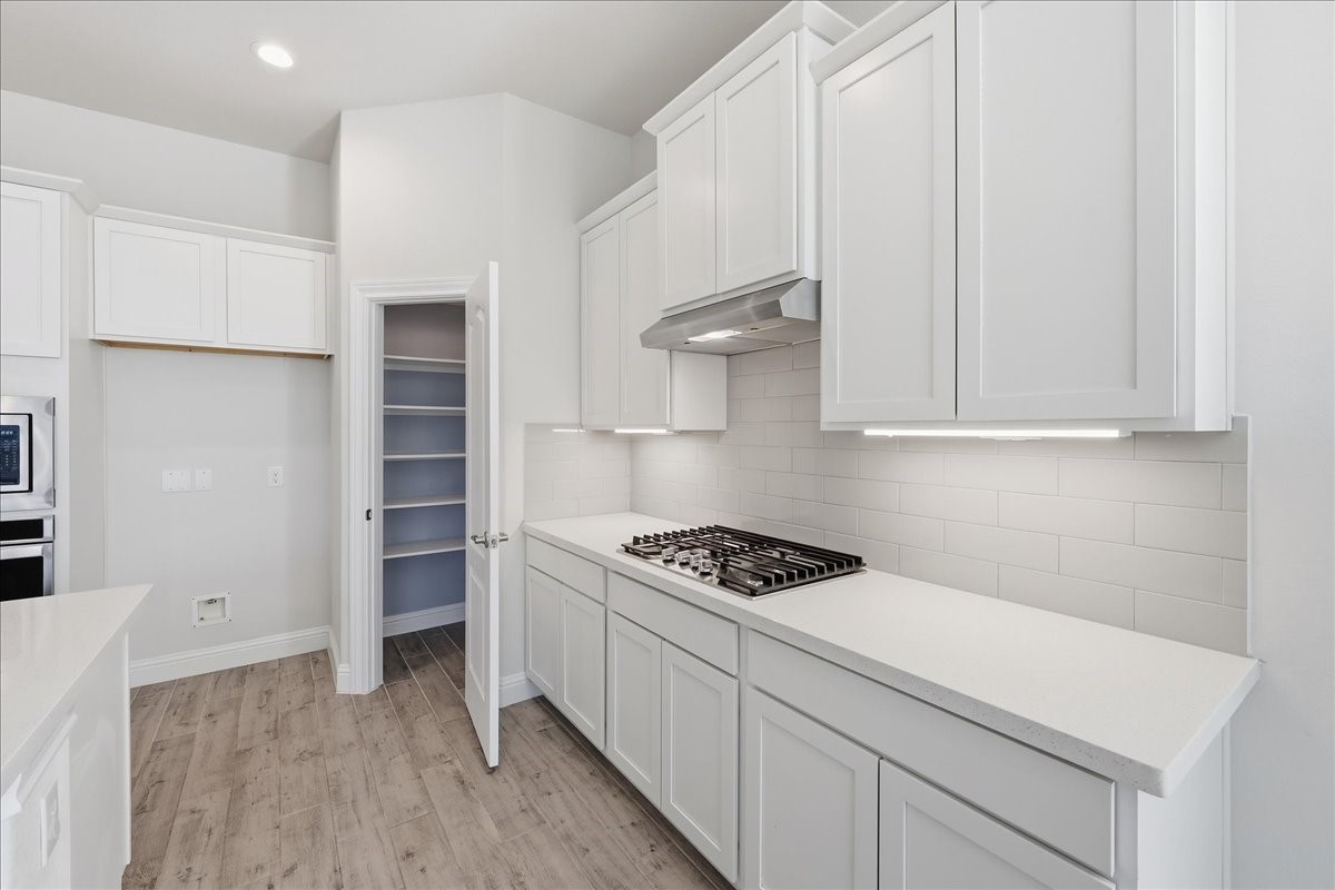 12031 Champions Forest Drive Property Photo 16