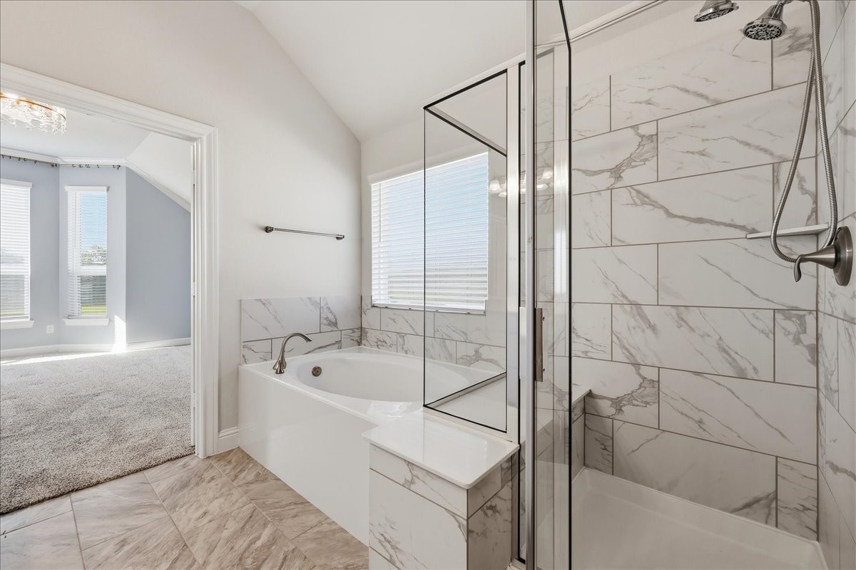12031 Champions Forest Drive Property Photo 24