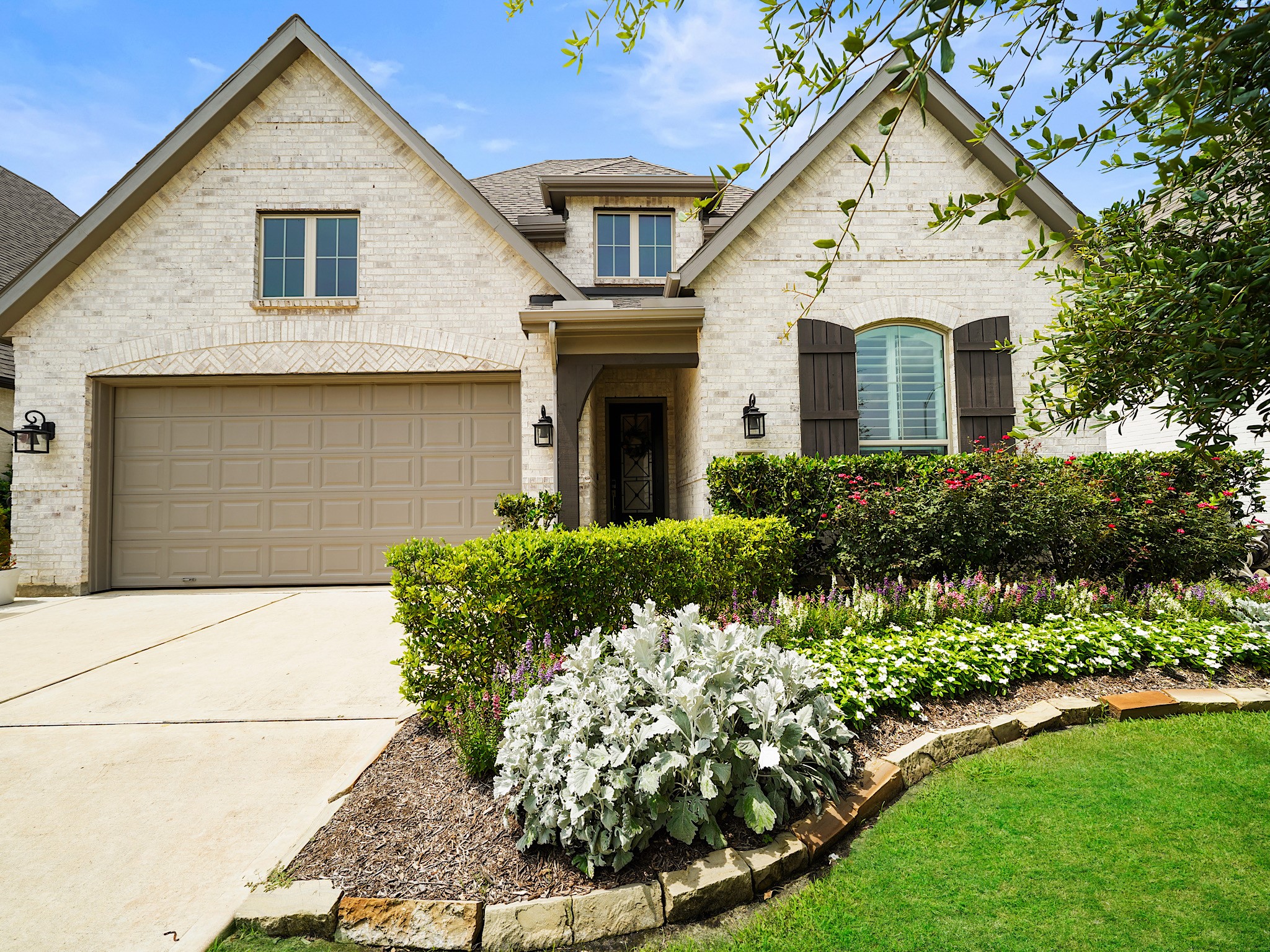 30614 Hawthorn Glen Court Property Photo 2