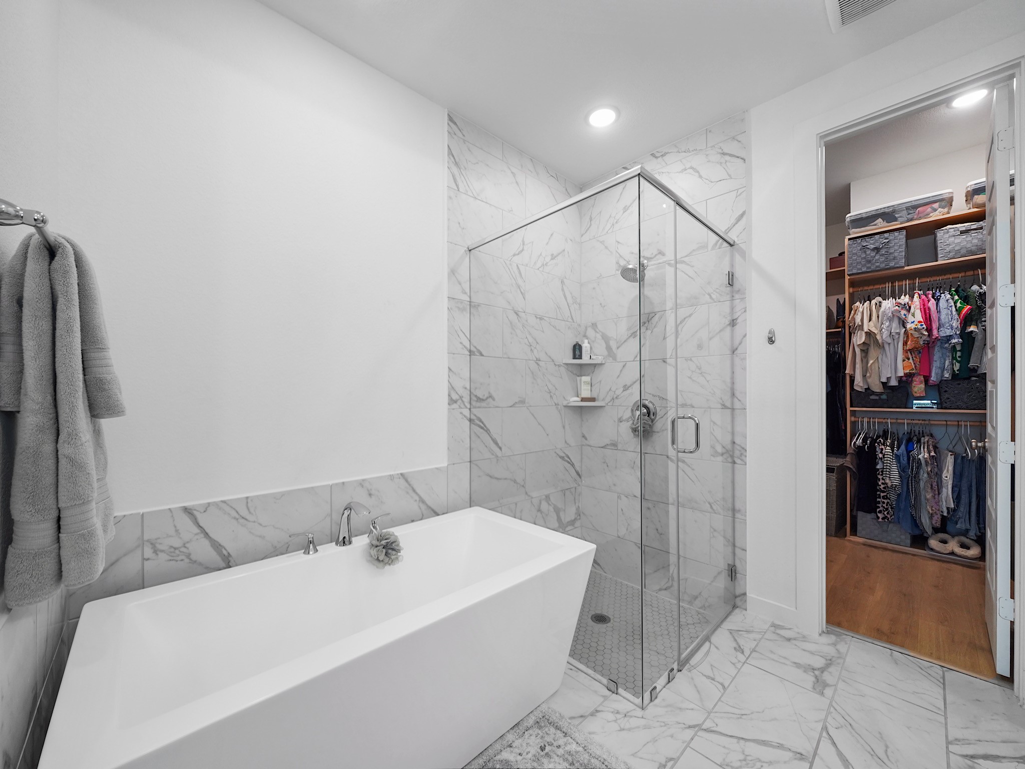 30614 Hawthorn Glen Court Property Photo 27