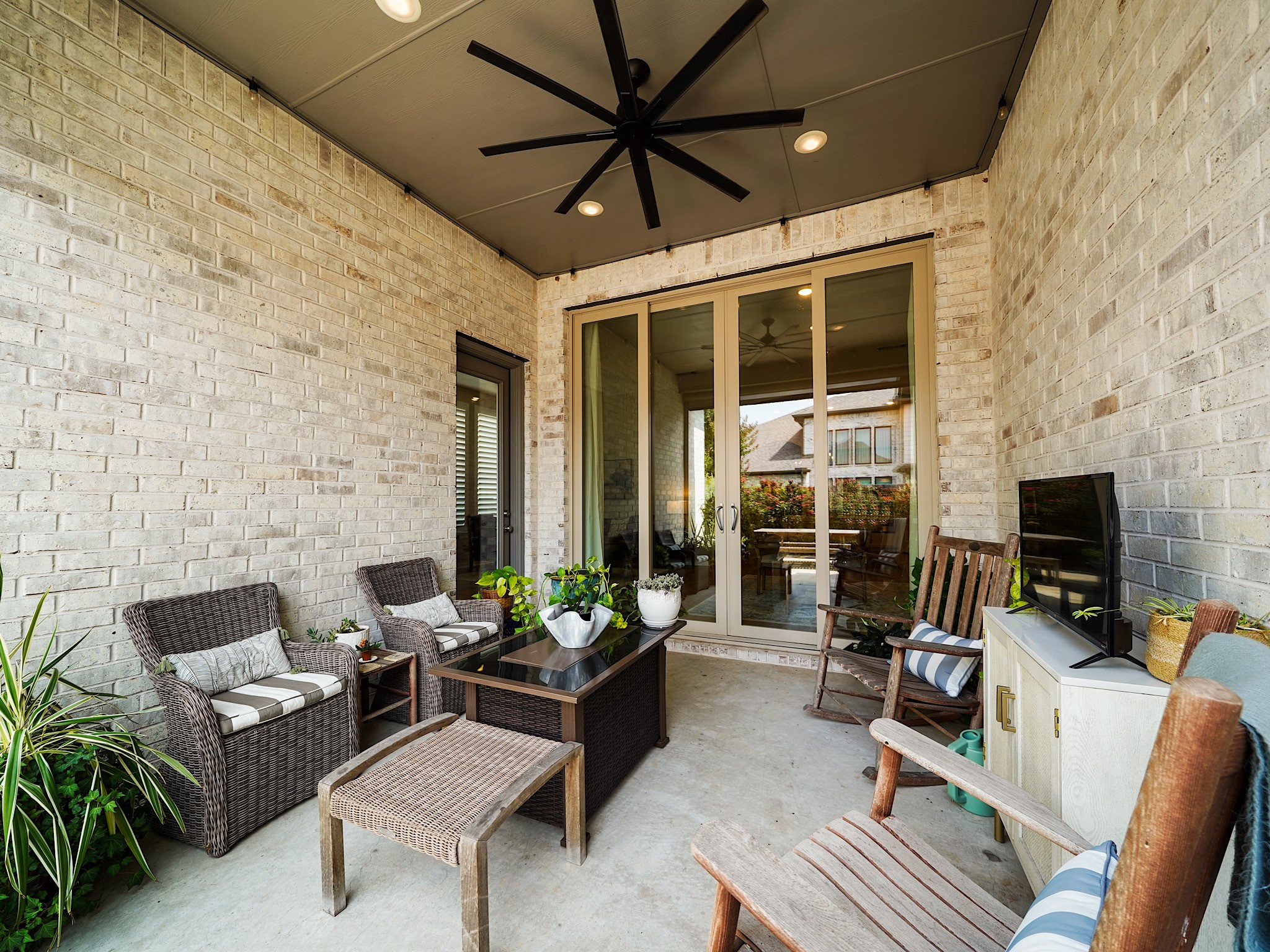 30614 Hawthorn Glen Court Property Photo 32