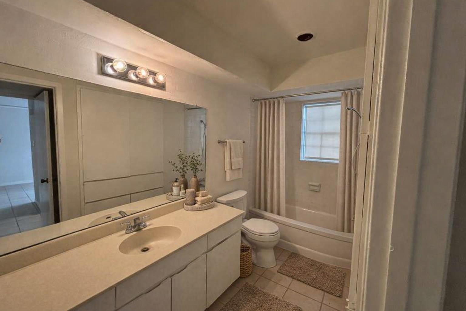 2605 Marilee Lane 2 Property Photo 2