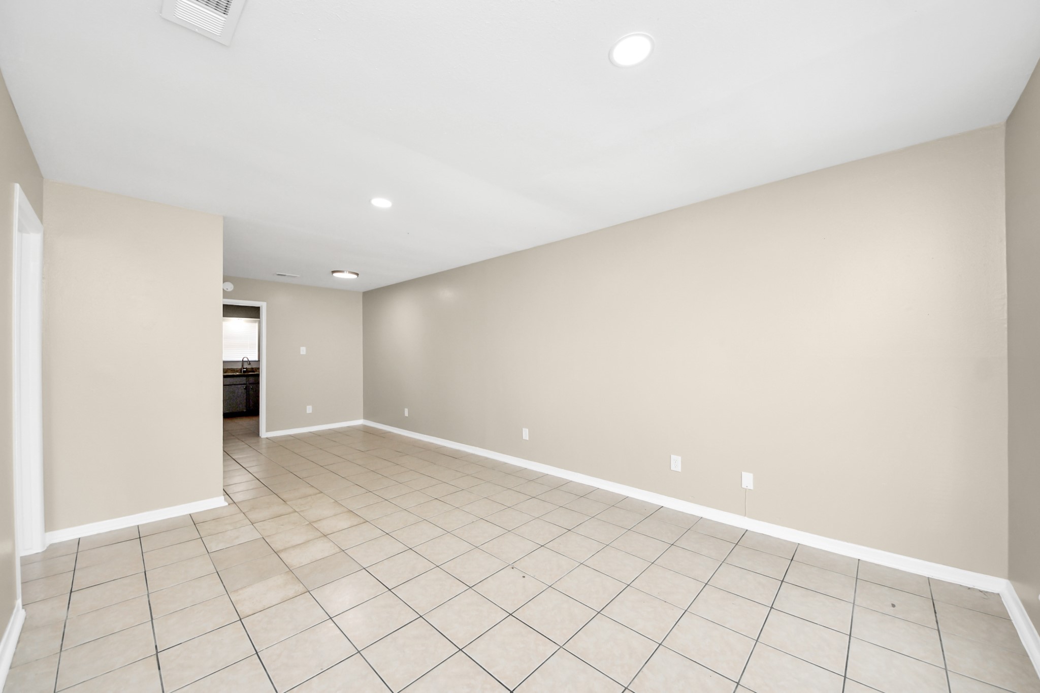 1736 Crestdale Drive 8 Property Photo 4