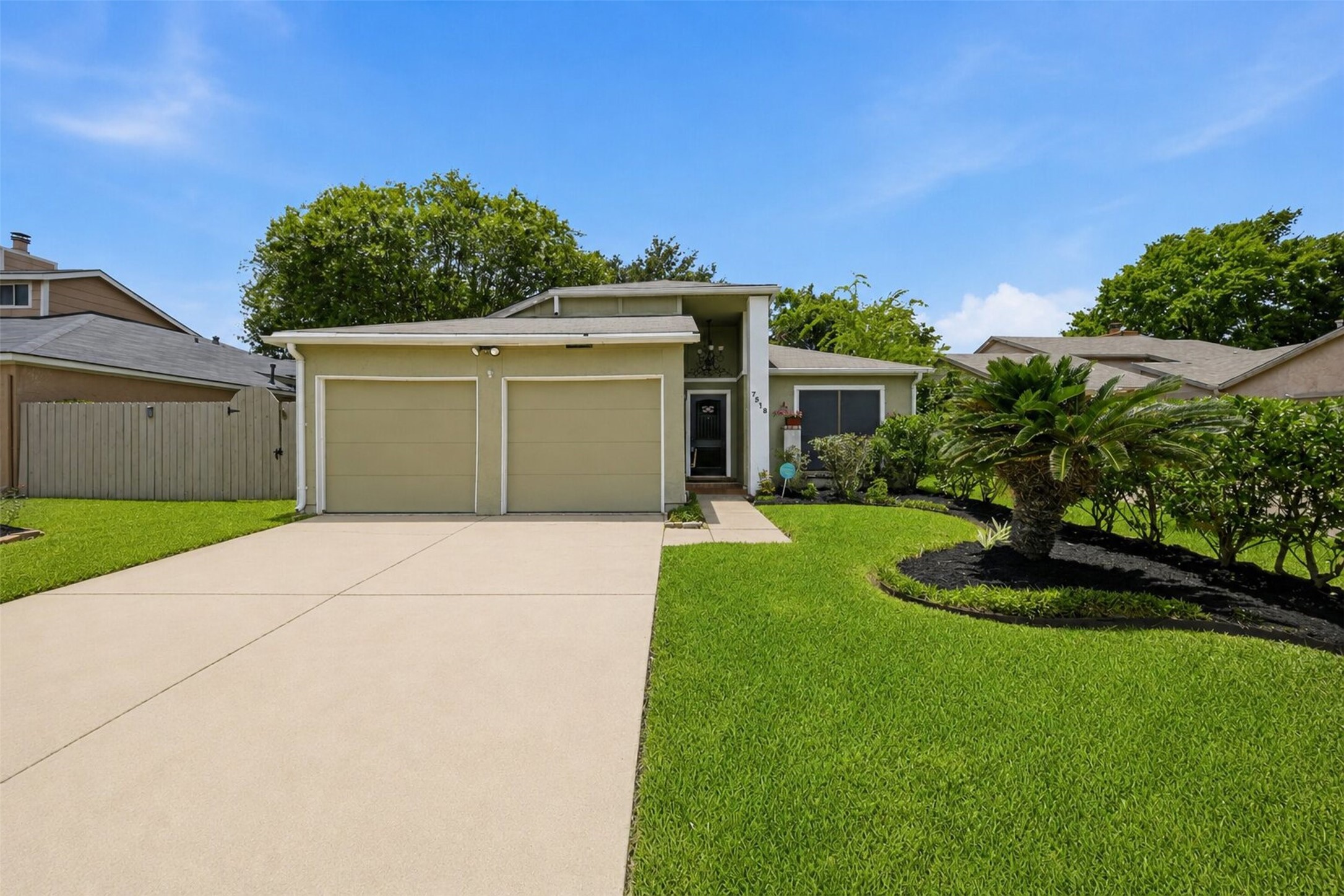 7518 Alcomita Drive Property Photo 12