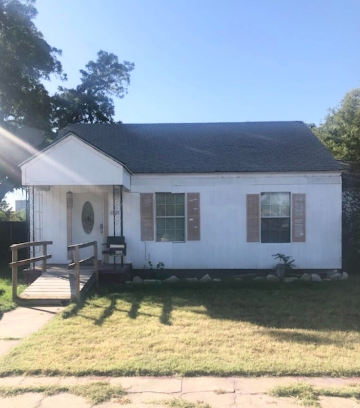 3025 Texas Street Property Photo 1