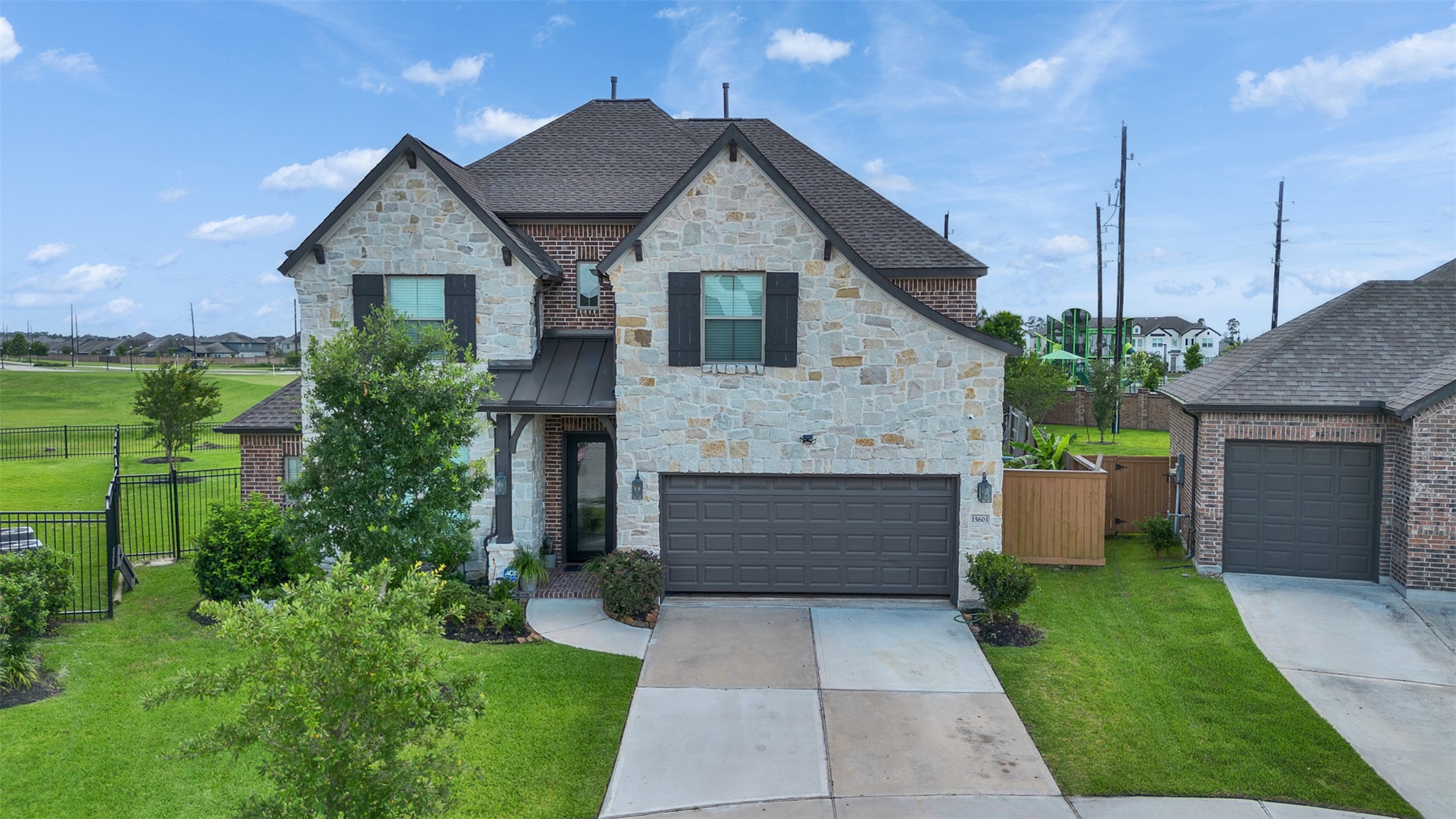 15603 Roscobie Park Drive Property Photo