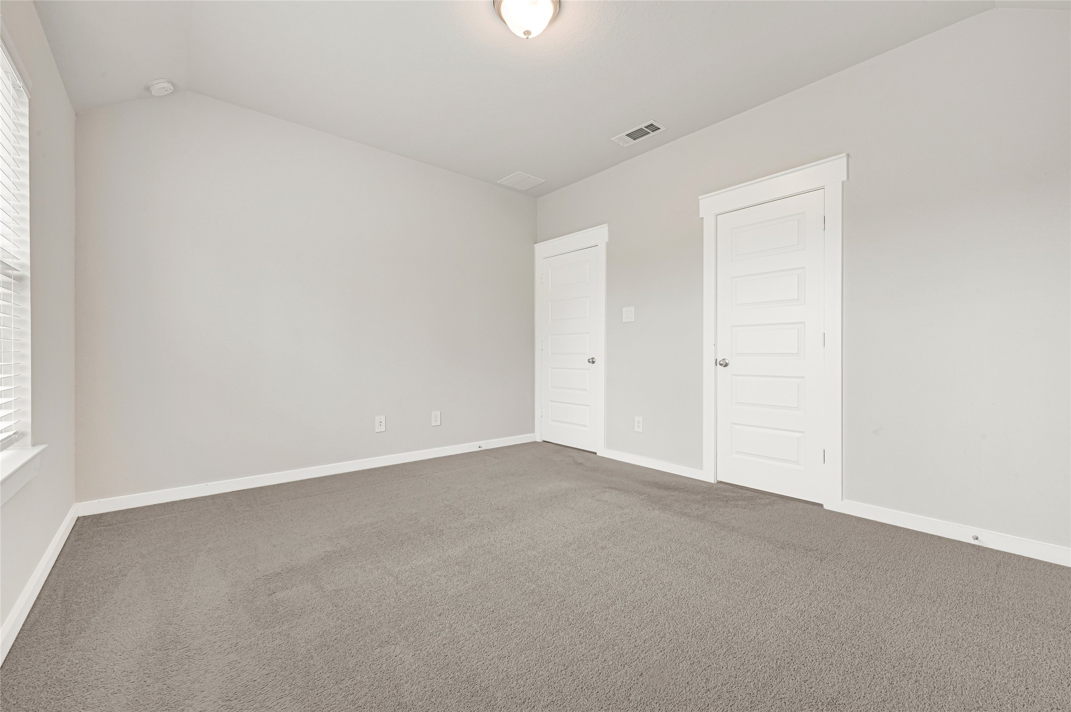 30280 Kingston Heath Drive Property Photo 9