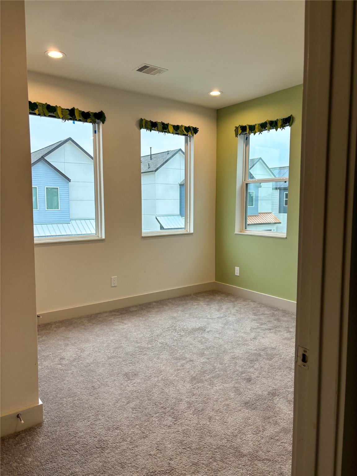 4402 Bora Bora Lane Property Photo 33