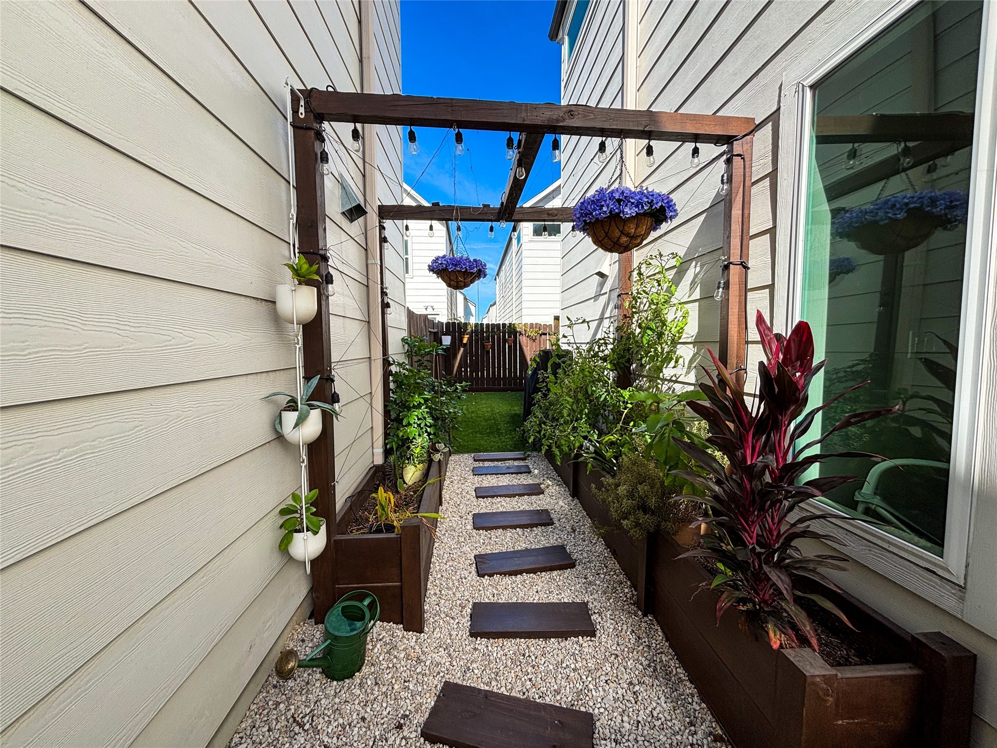 4402 Bora Bora Lane Property Photo 45