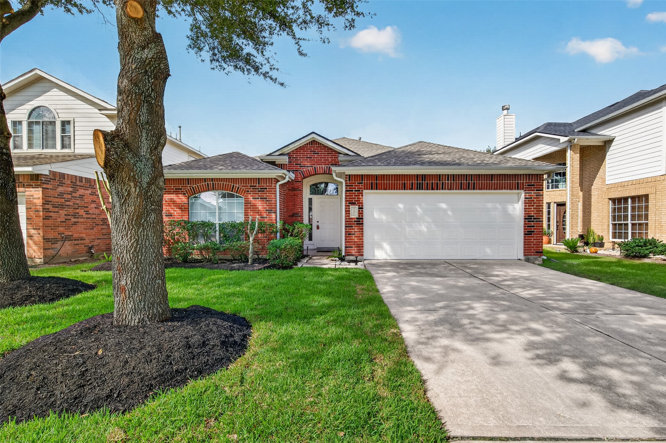 25211 Sierra Woods Lane Property Photo 4