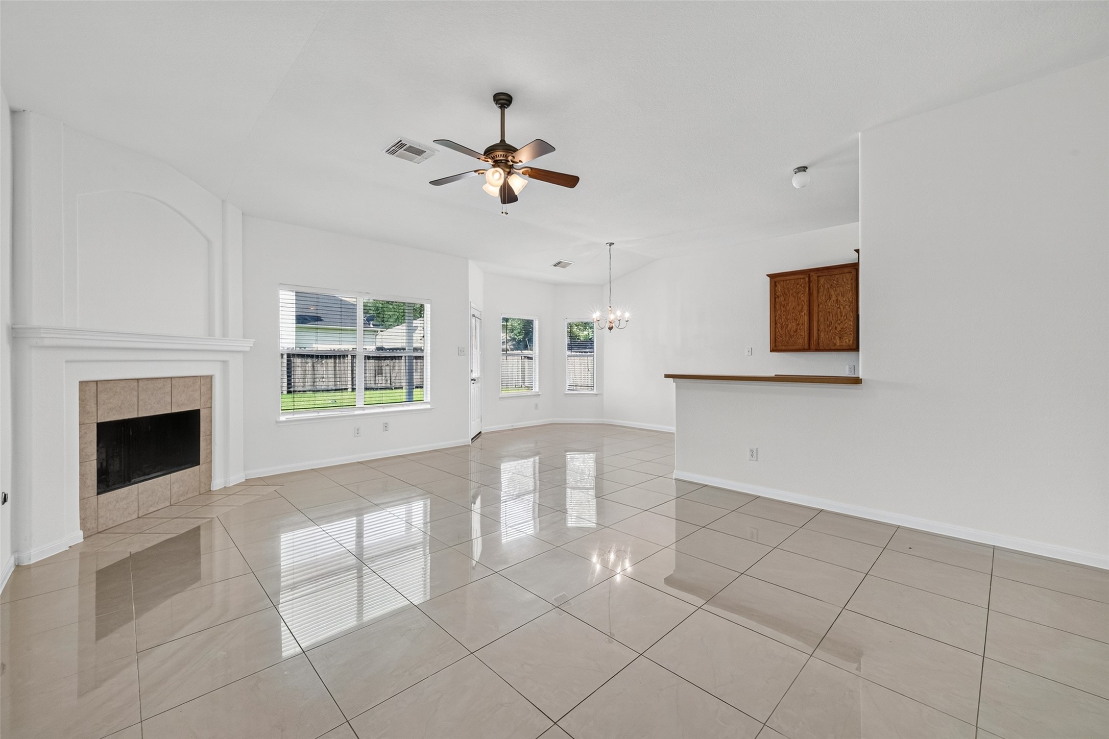 25211 Sierra Woods Lane Property Photo 9