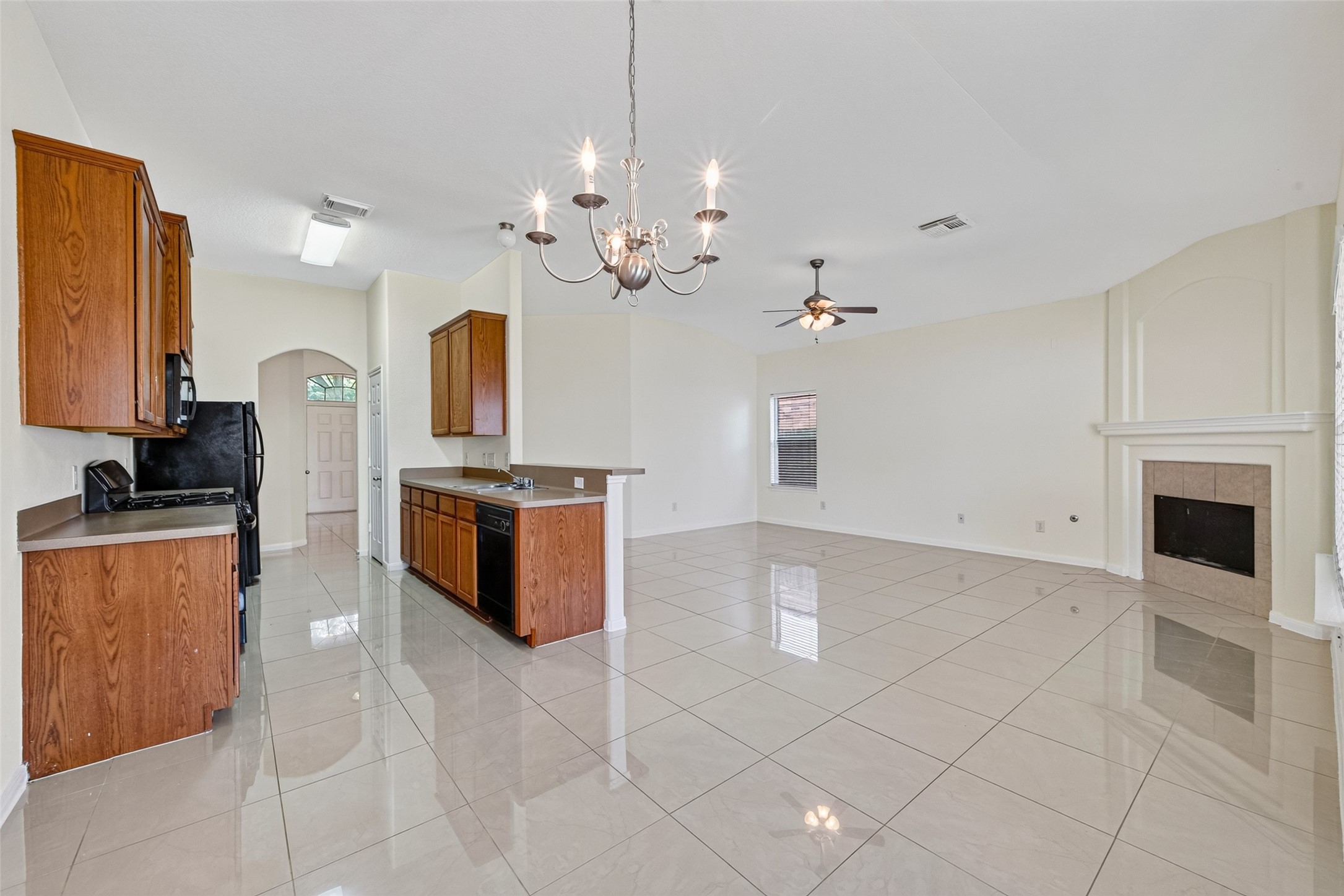 25211 Sierra Woods Lane Property Photo 12