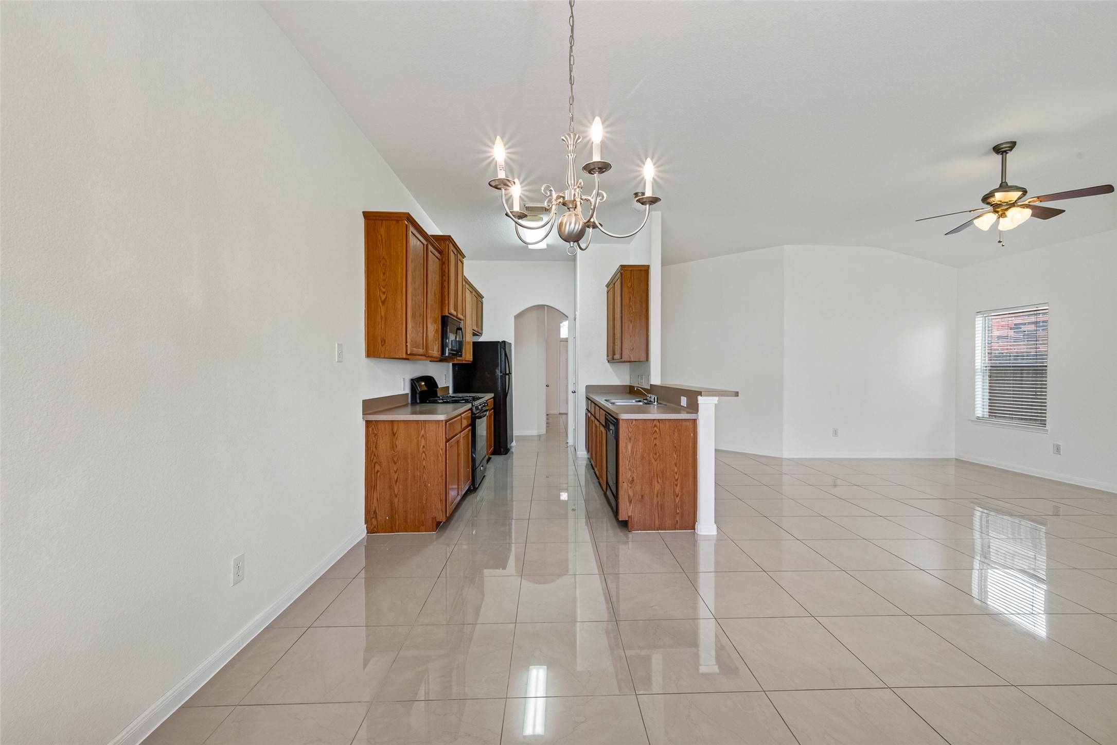 25211 Sierra Woods Lane Property Photo 13