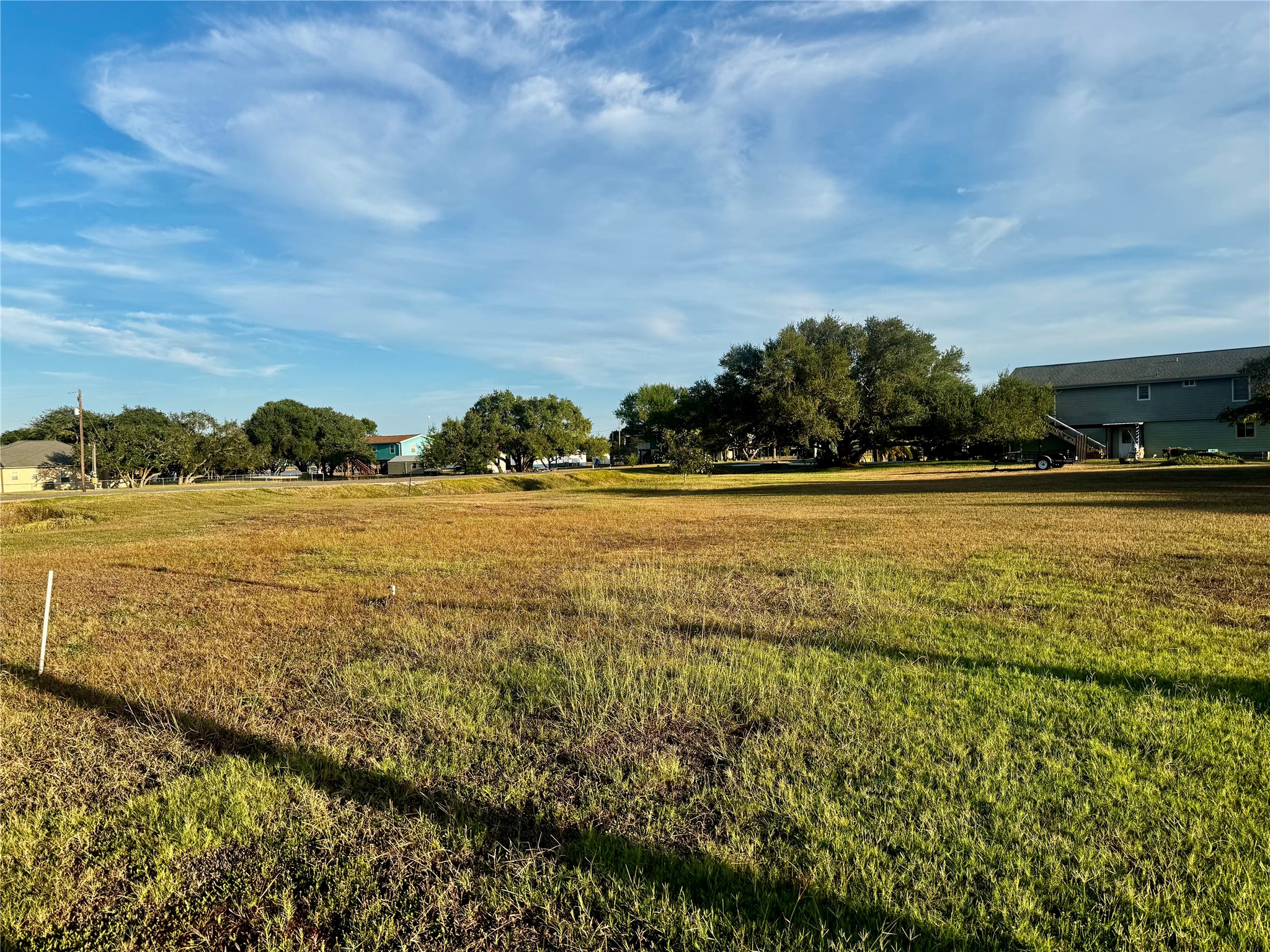 1871 Bayview Drive Property Photo 1