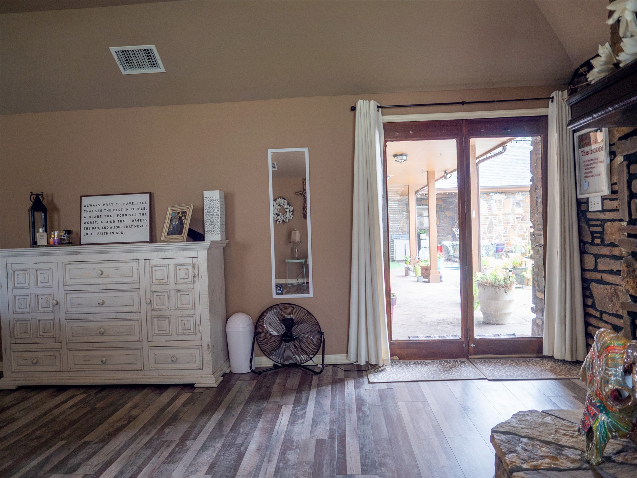5004 Magnolia Lane Property Photo 22