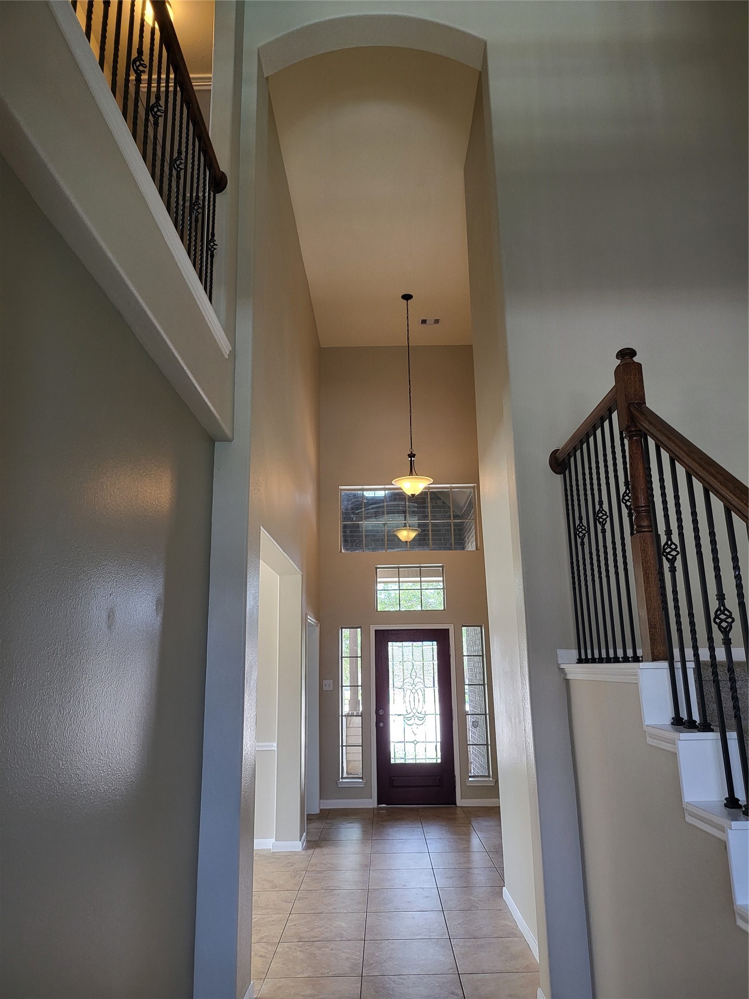 4725 Serrano Drive Property Photo 8