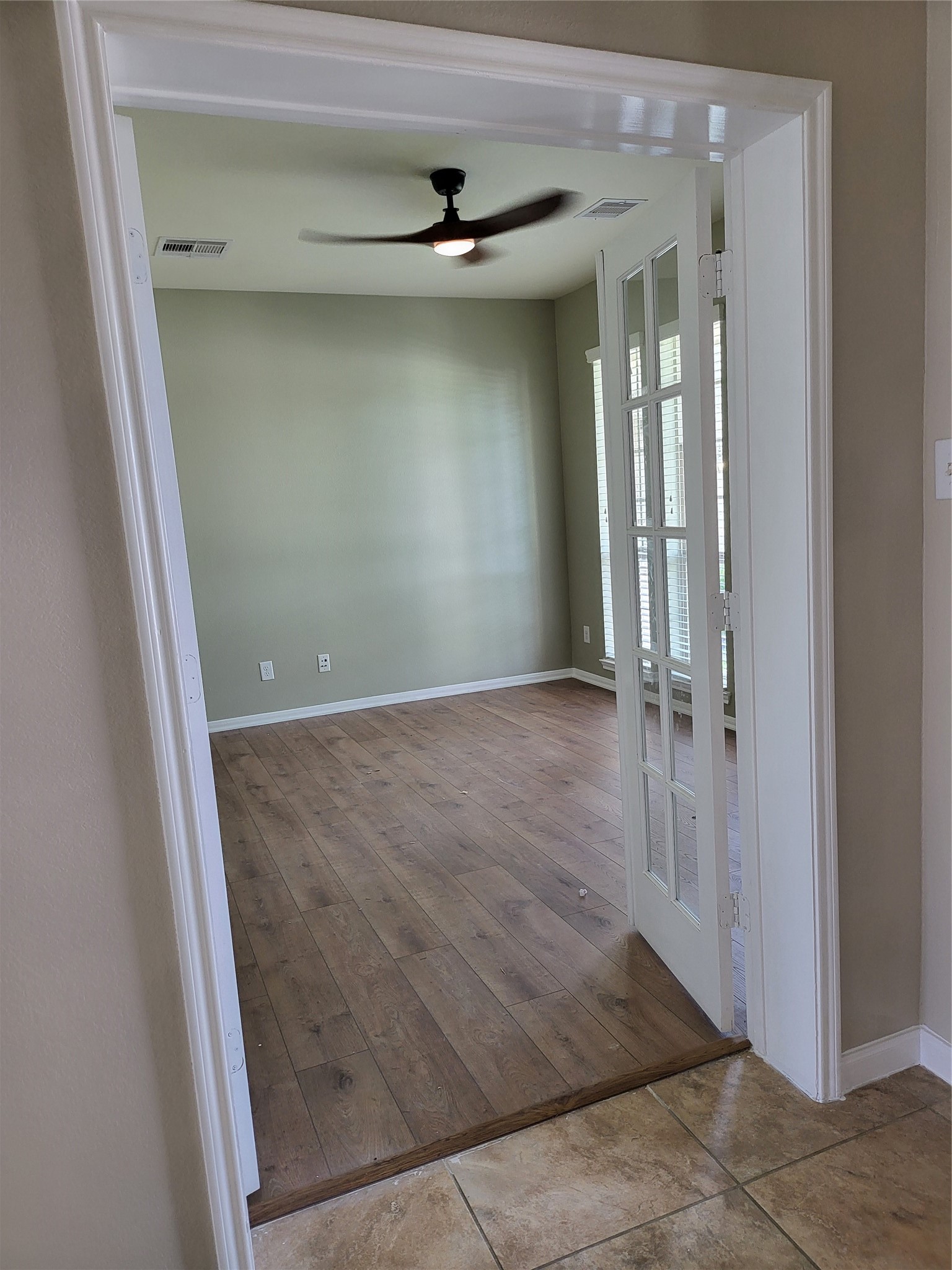 4725 Serrano Drive Property Photo 10