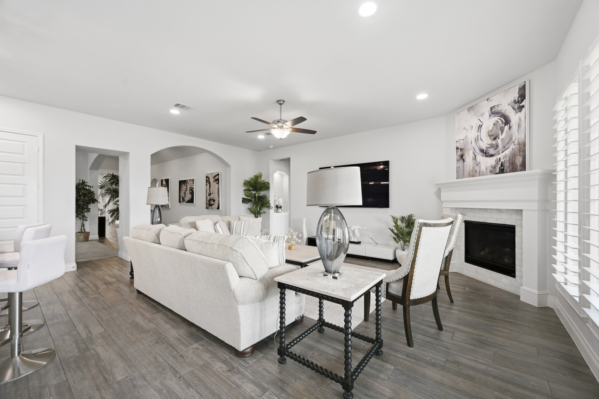 4508 Woodland Bend Court Property Photo 9