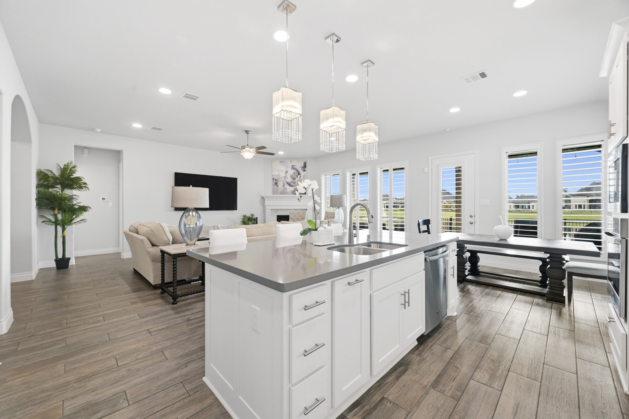 4508 Woodland Bend Court Property Photo 17