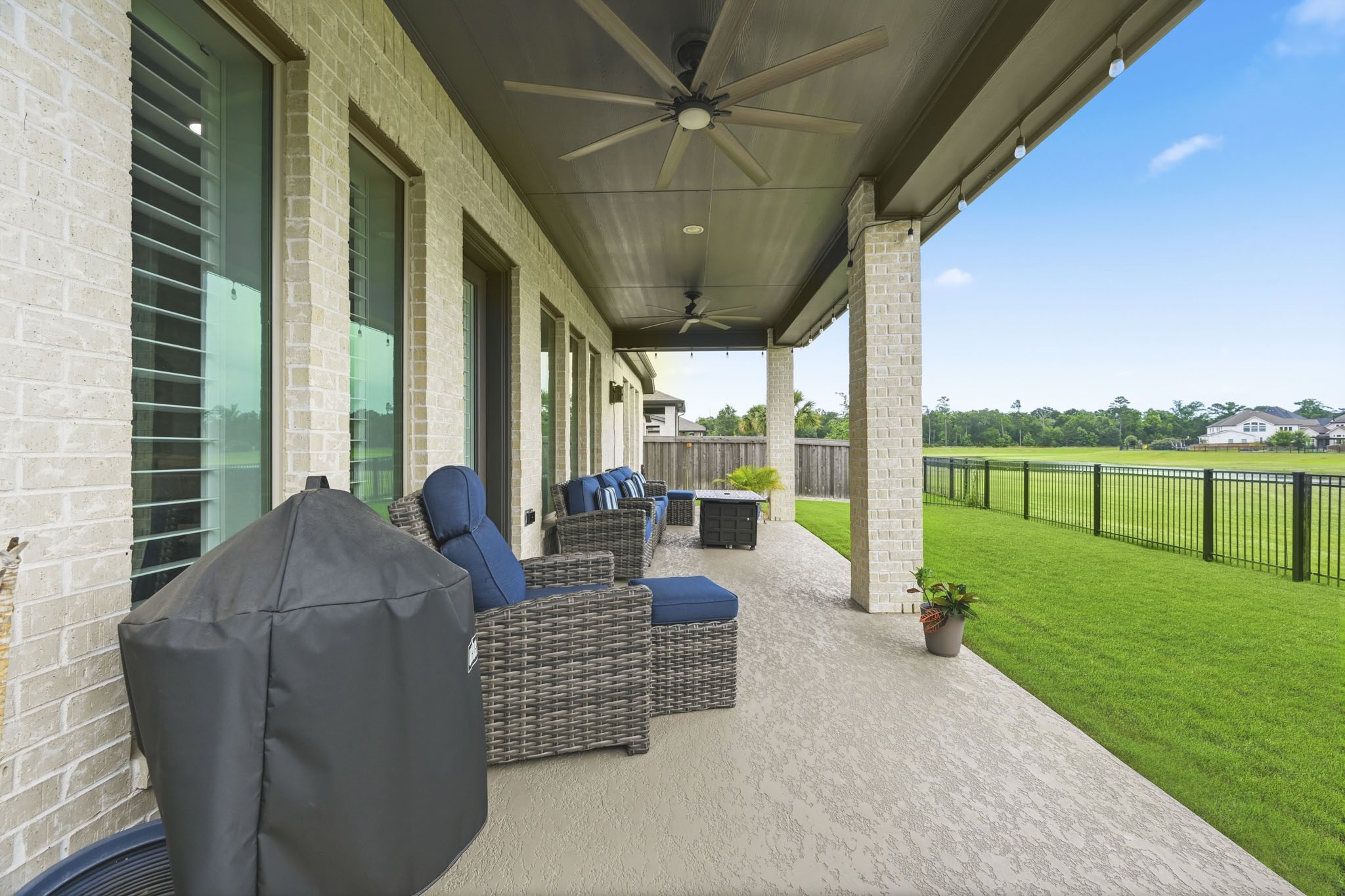 4508 Woodland Bend Court Property Photo 38