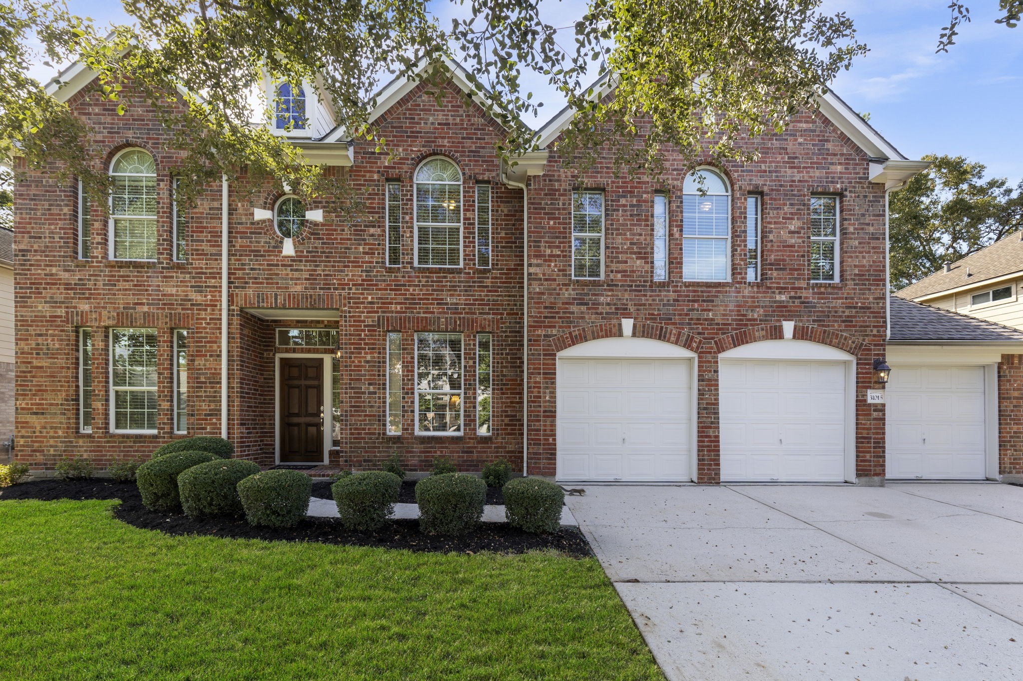 Oak Ridge High School Real Estate Listings Main Image