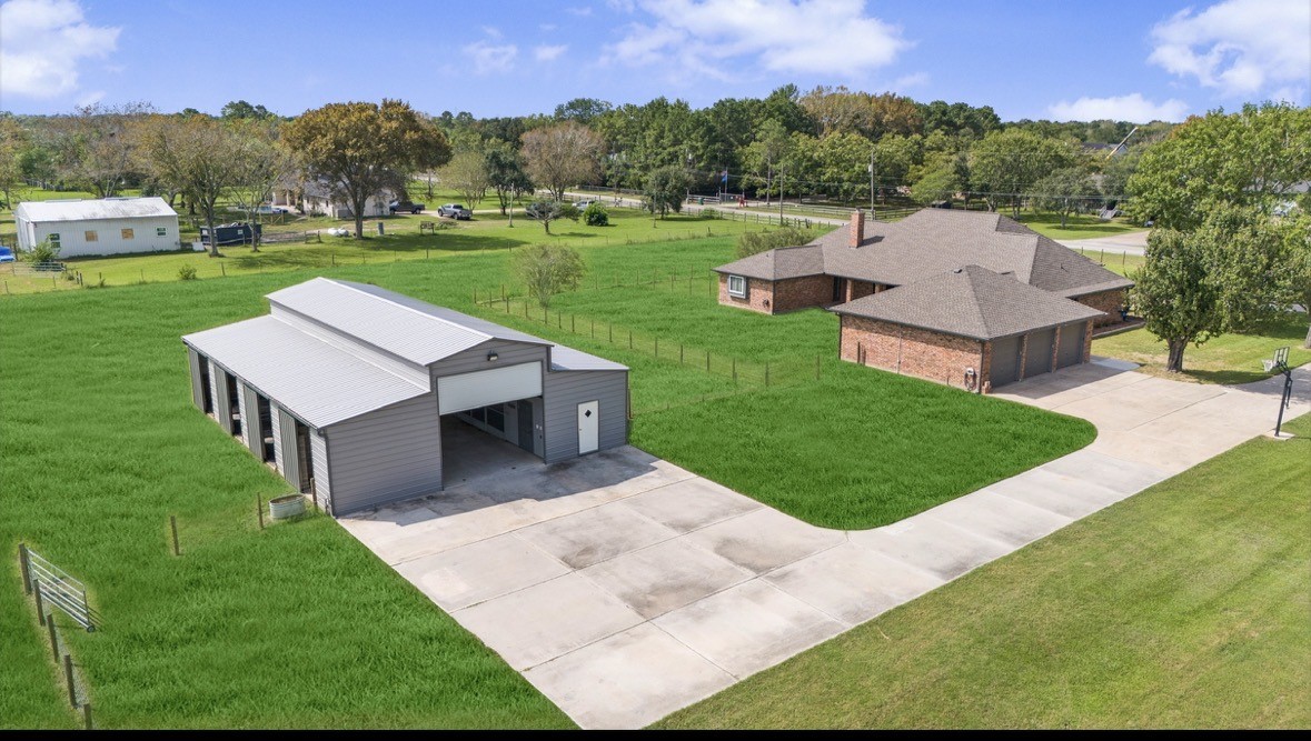 131 Happy Hollow Street Property Photo 1