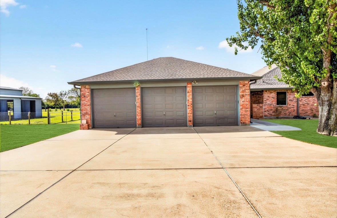 131 Happy Hollow Street Property Photo 10