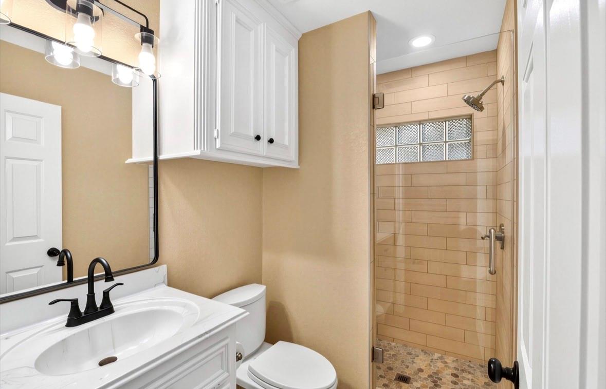 131 Happy Hollow Street Property Photo 40