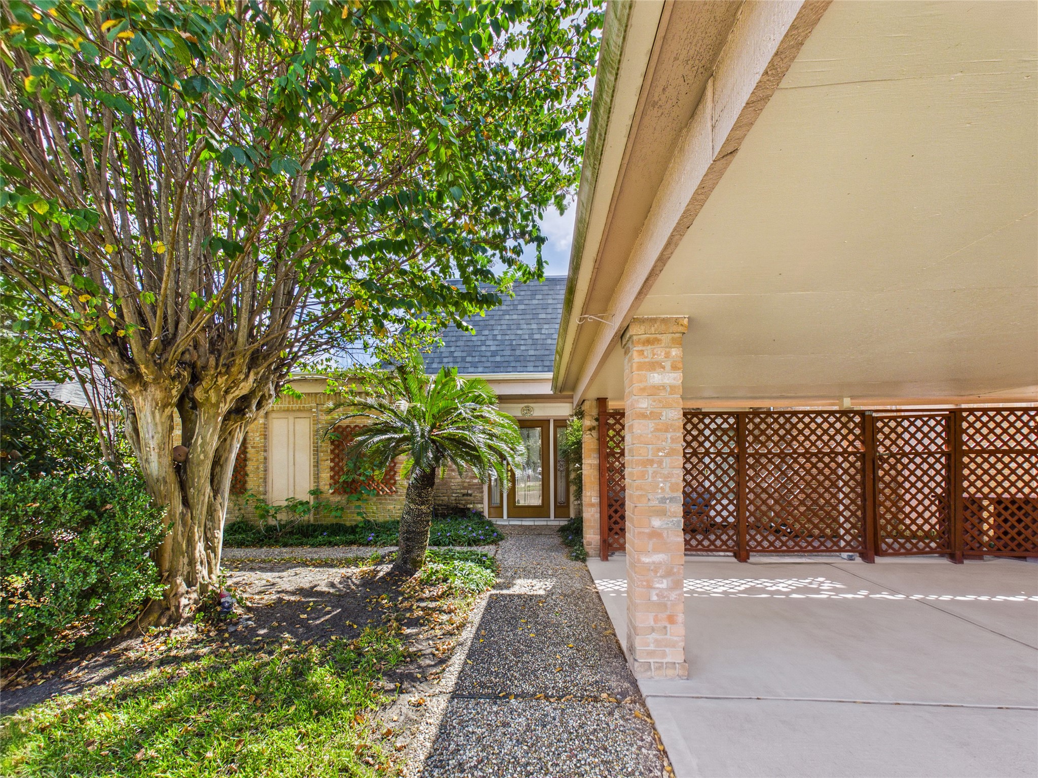 2719 Olympia Drive Property Photo 4