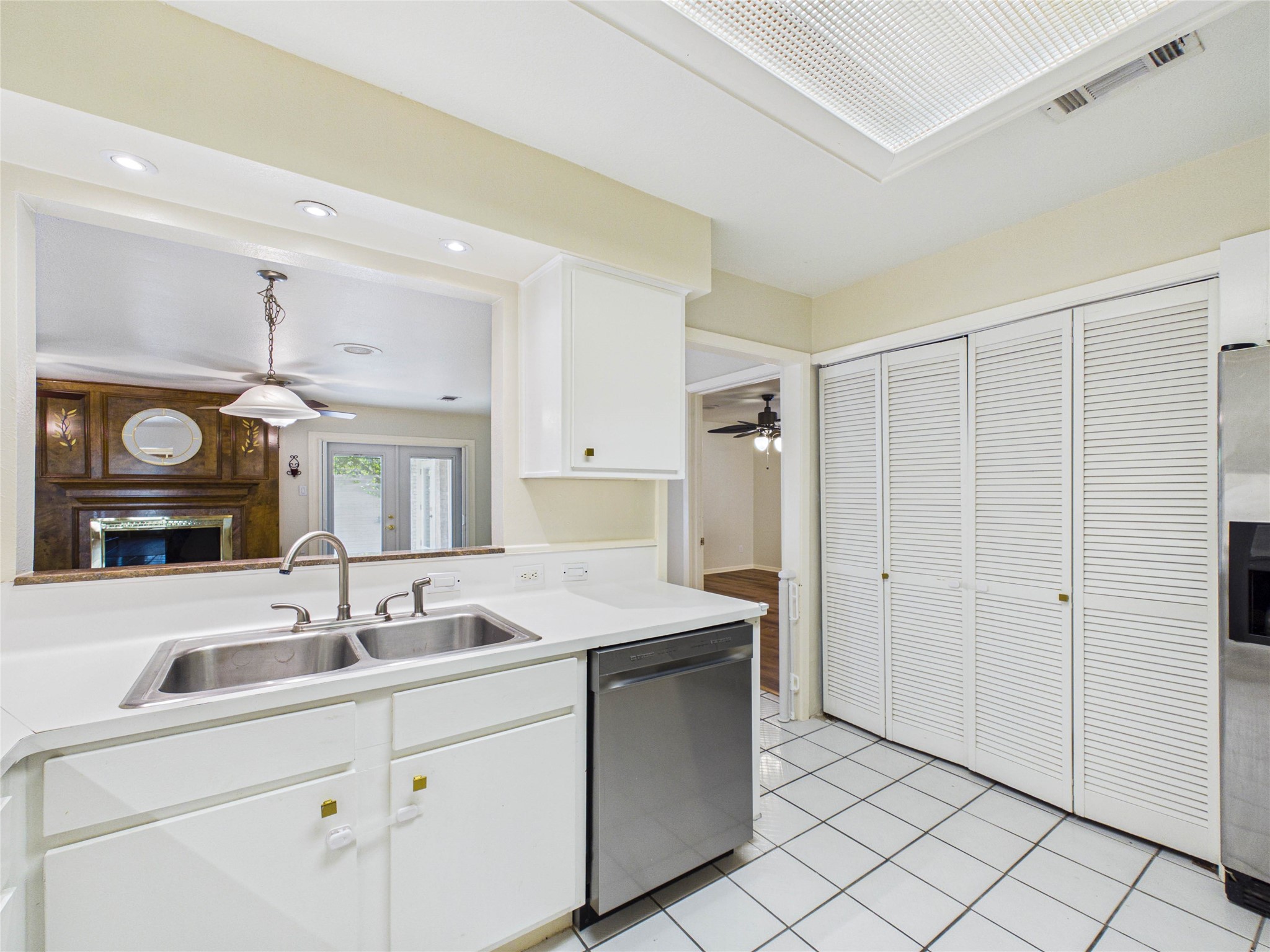 2719 Olympia Drive Property Photo 32