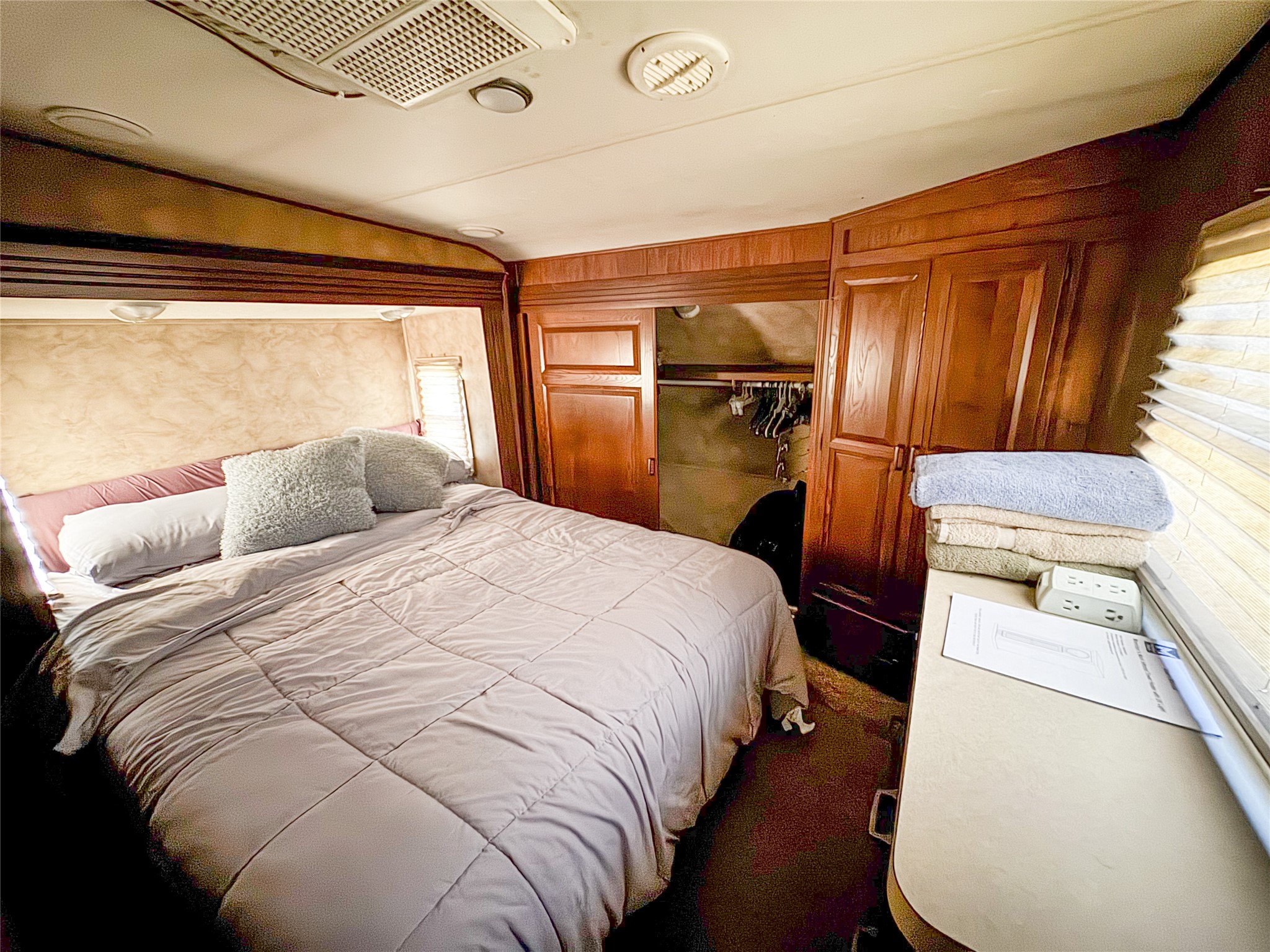 868 S Monkhouse Drive Property Photo 10